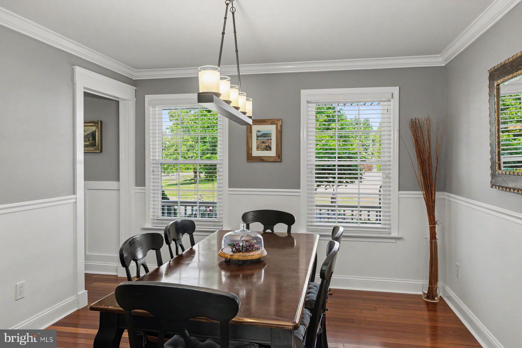 MAPLE KNOLL - Residential