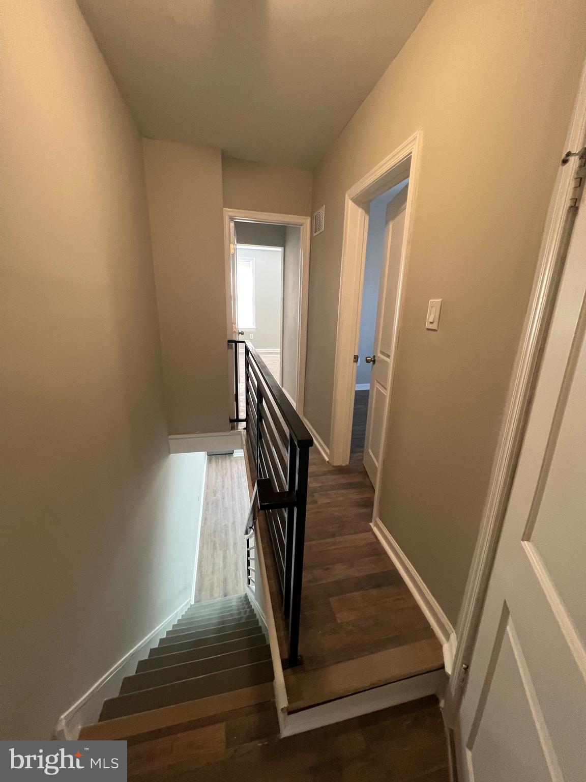 KENSINGTON - Residential