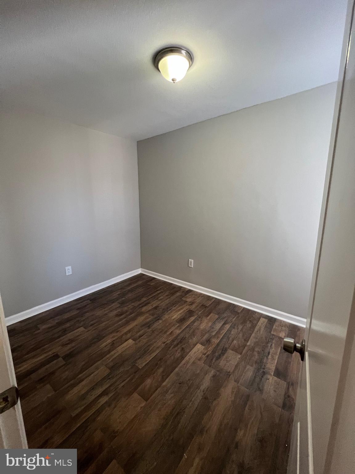 KENSINGTON - Residential