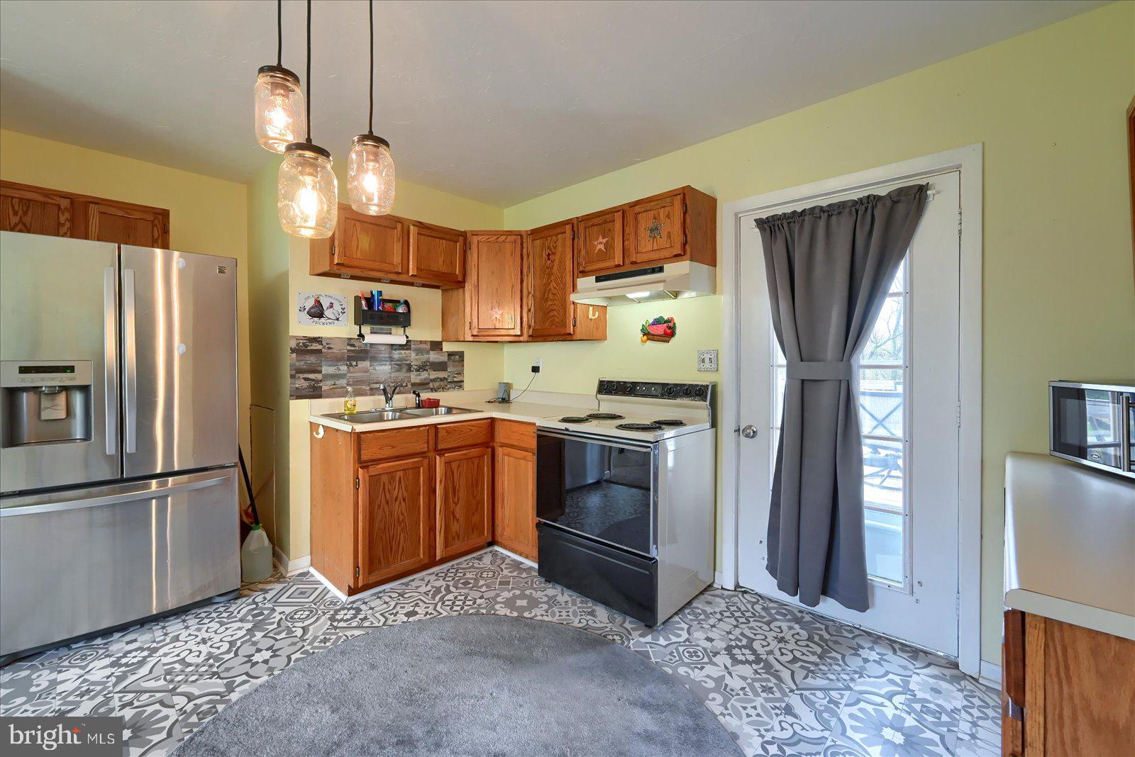 SPRING GROVE - Residential