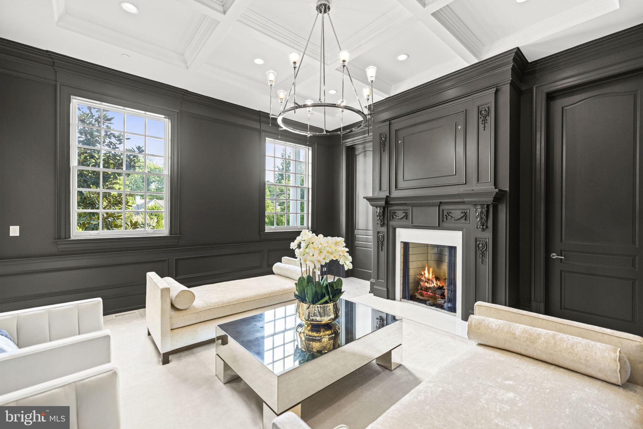 POTOMAC VILLAGE - Residential
