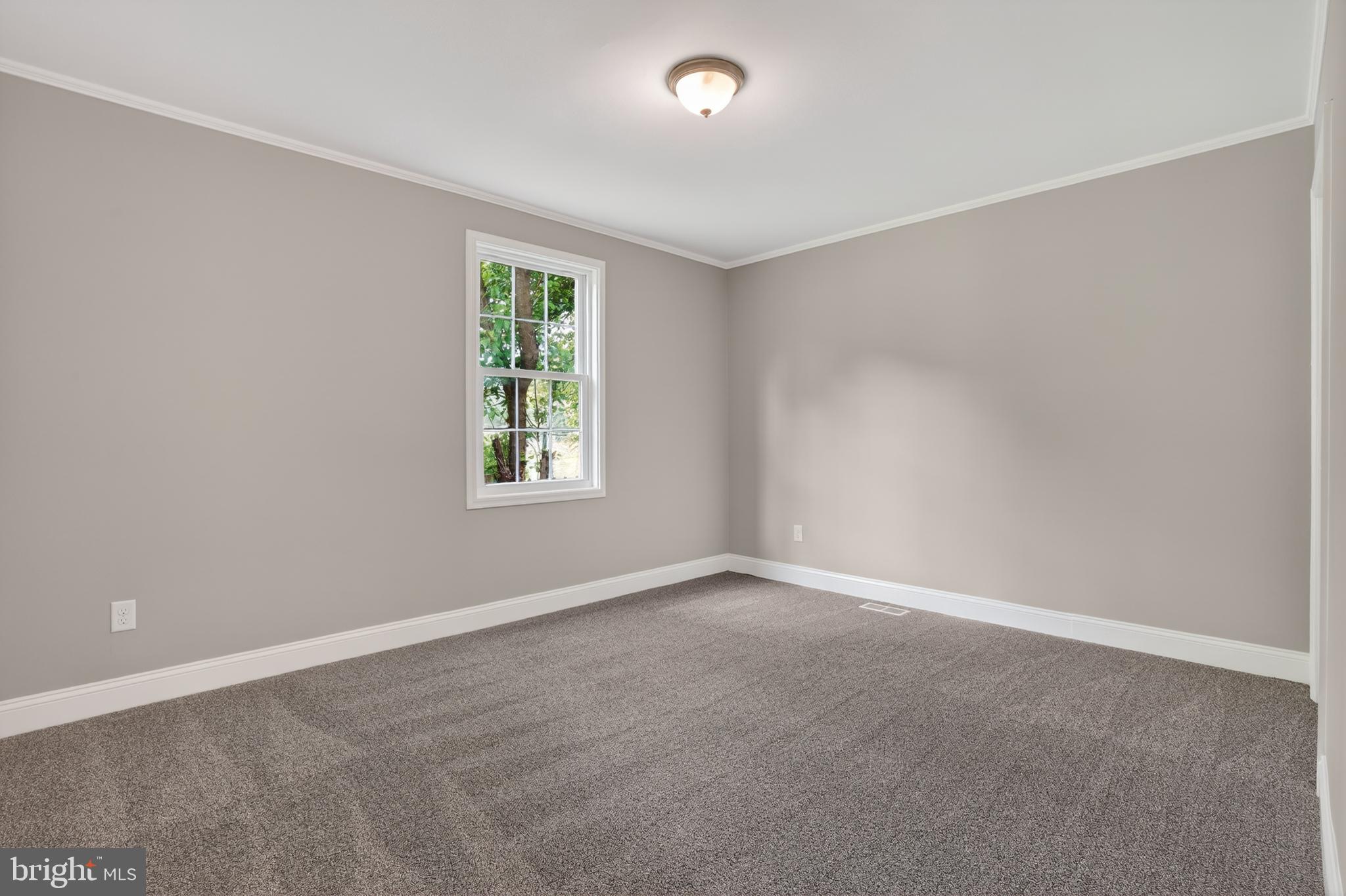LYNDHURST - Residential