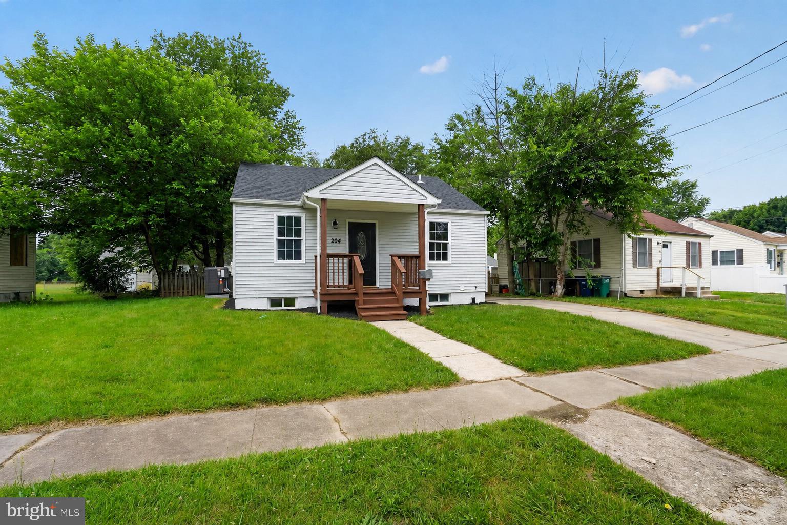 LYNDHURST - Residential