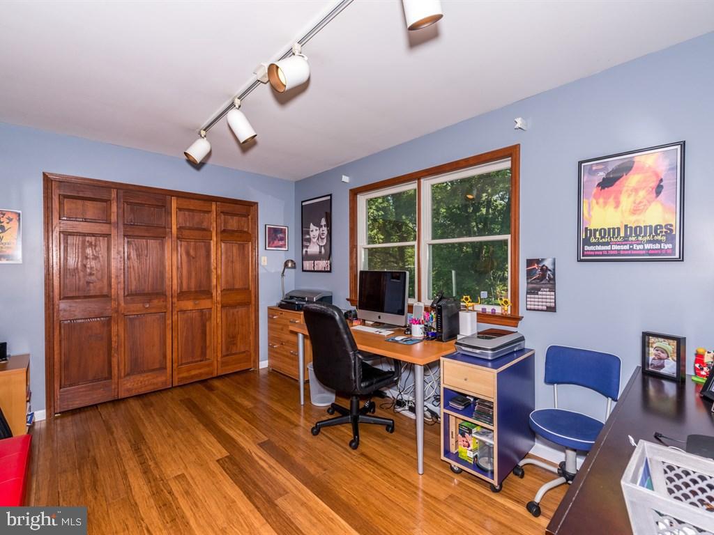 GLENBROOK - Residential