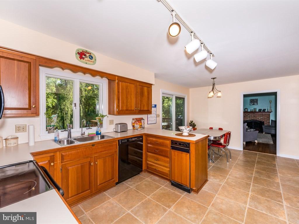 GLENBROOK - Residential