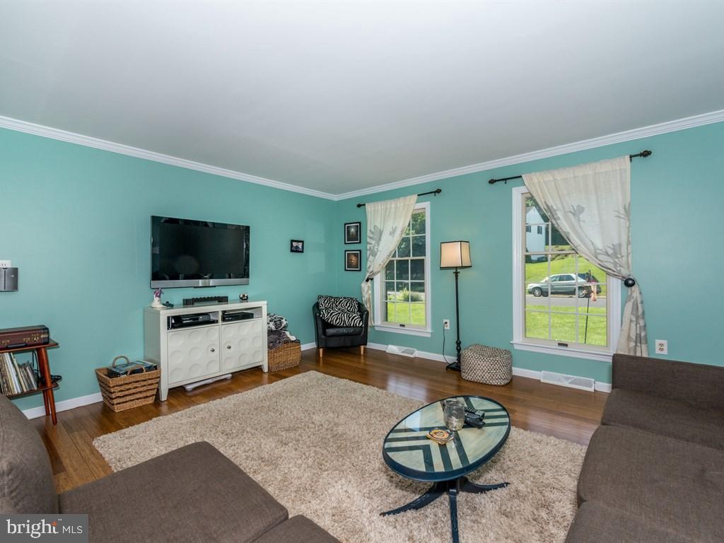 GLENBROOK - Residential