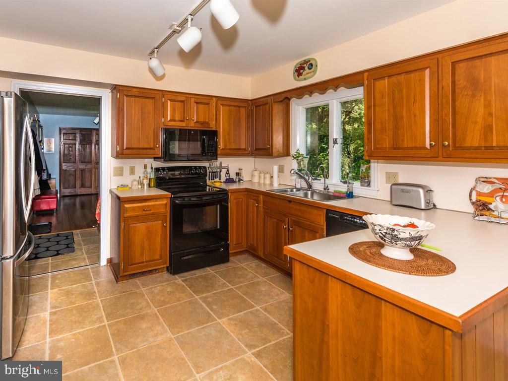 GLENBROOK - Residential