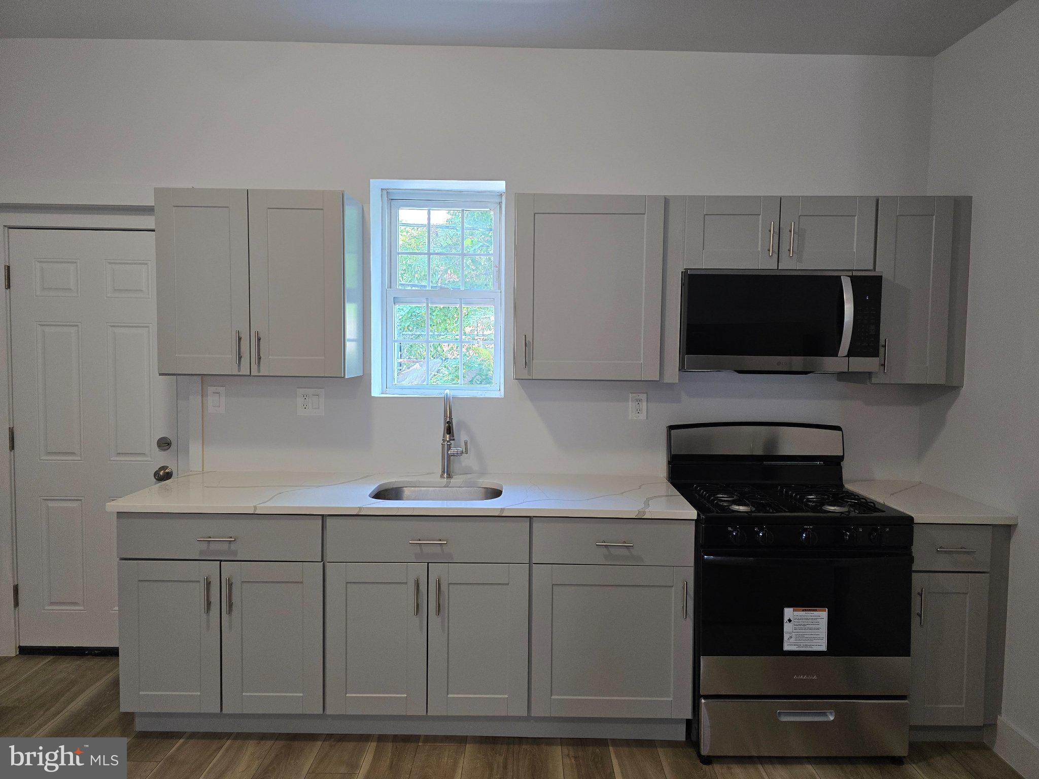 WEST OAK LANE - Residential