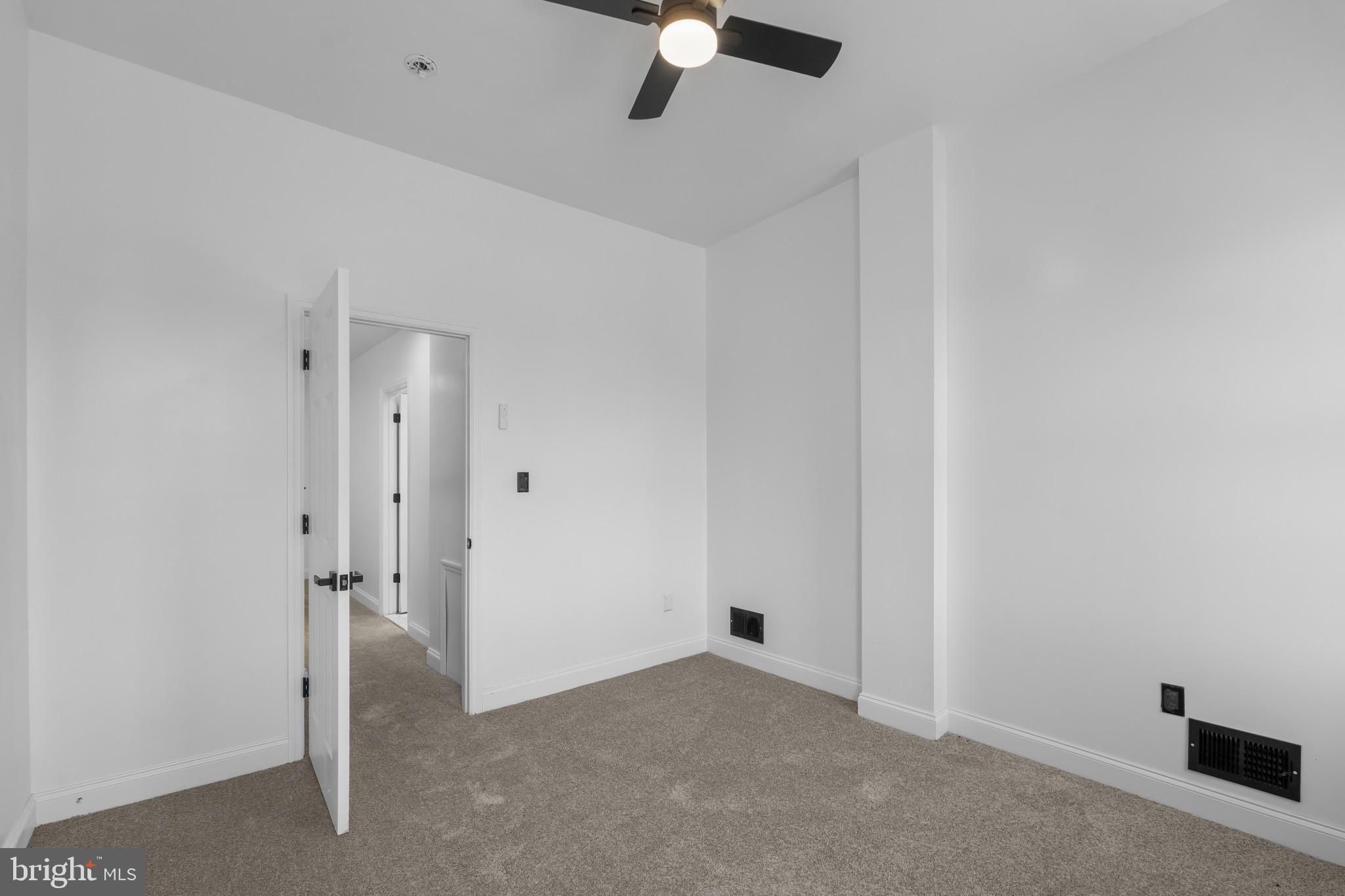 SANDTOWN-WINCHESTER - Residential