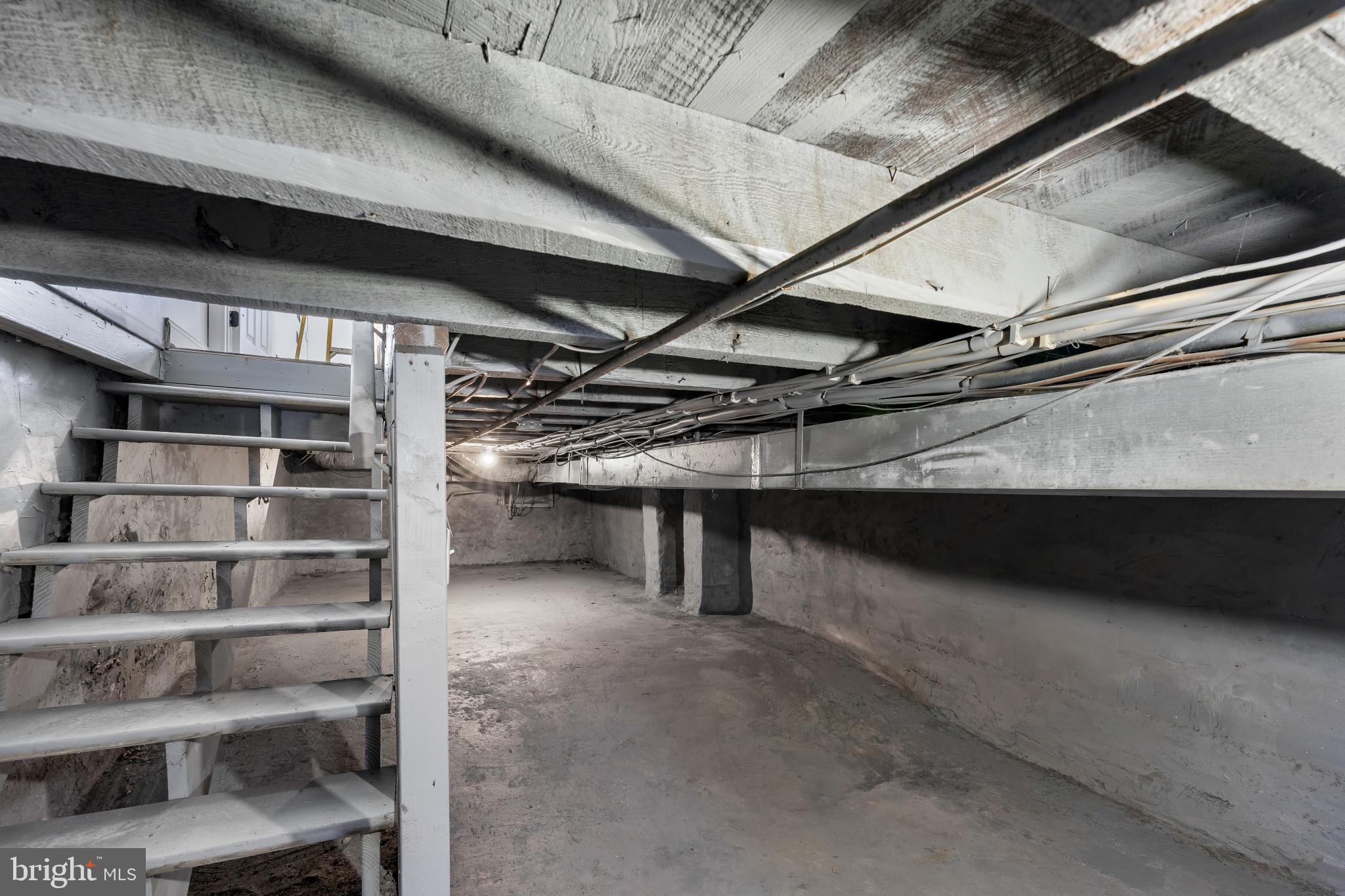 SANDTOWN-WINCHESTER - Residential