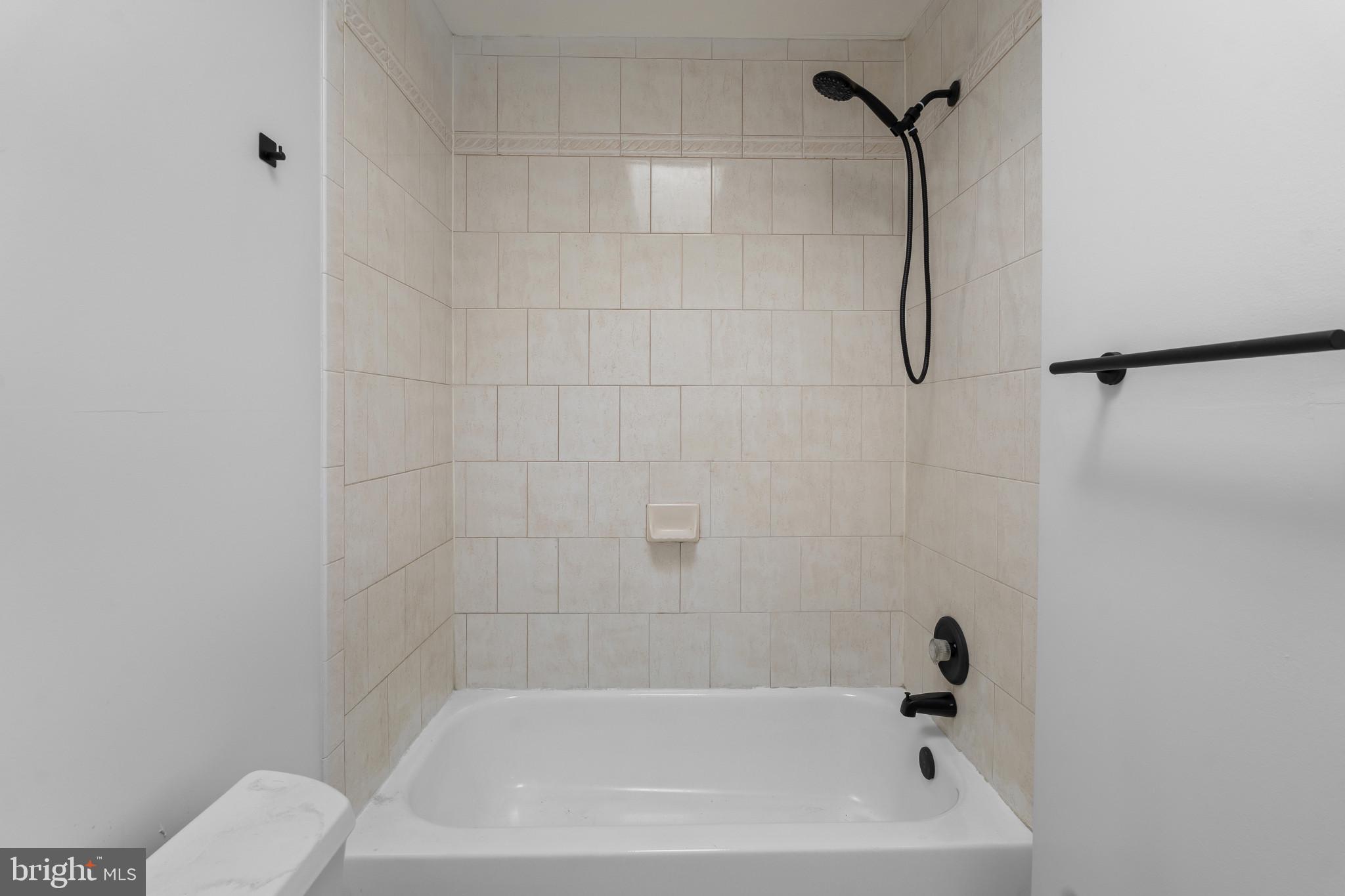 SANDTOWN-WINCHESTER - Residential