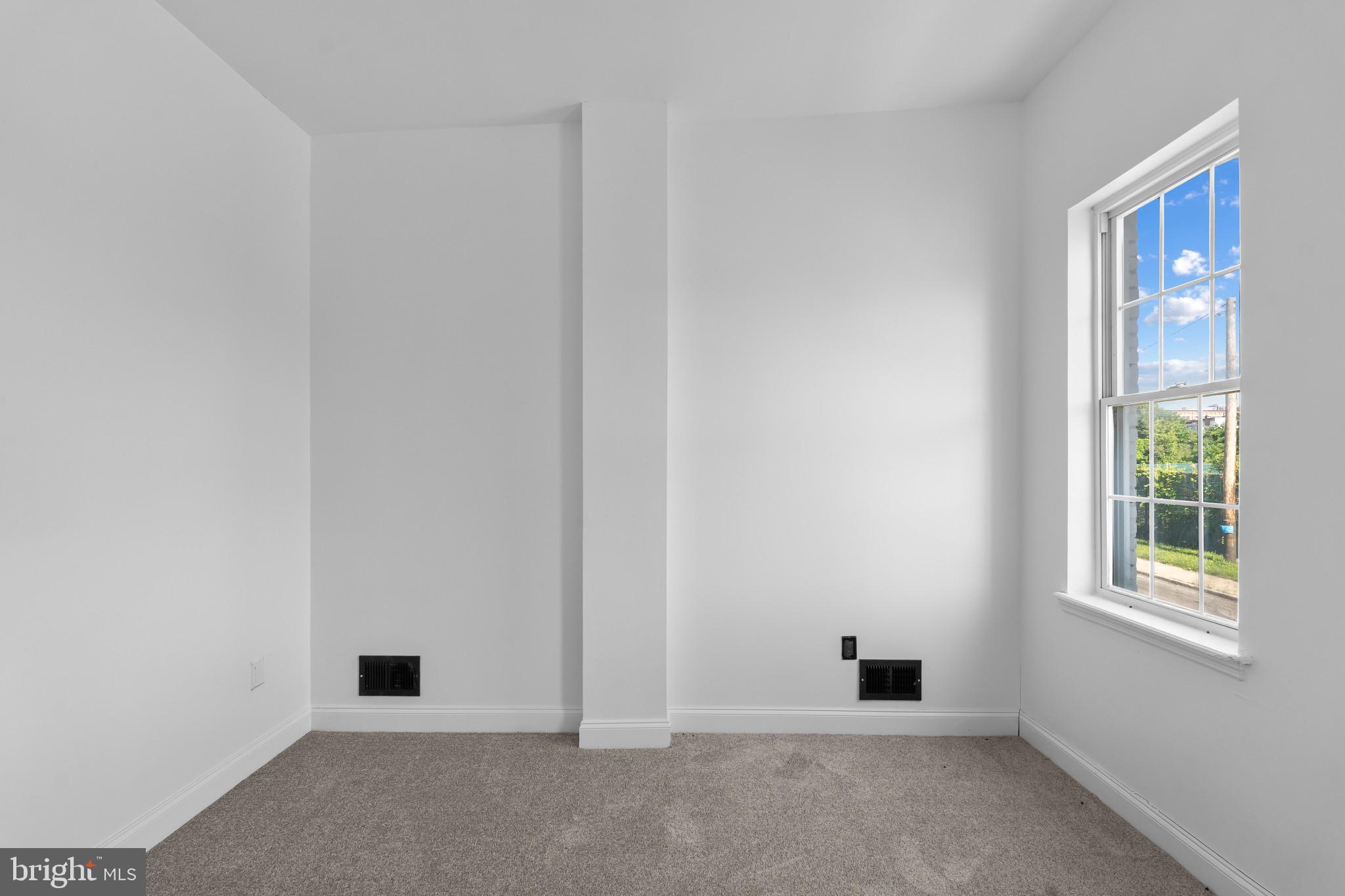 SANDTOWN-WINCHESTER - Residential