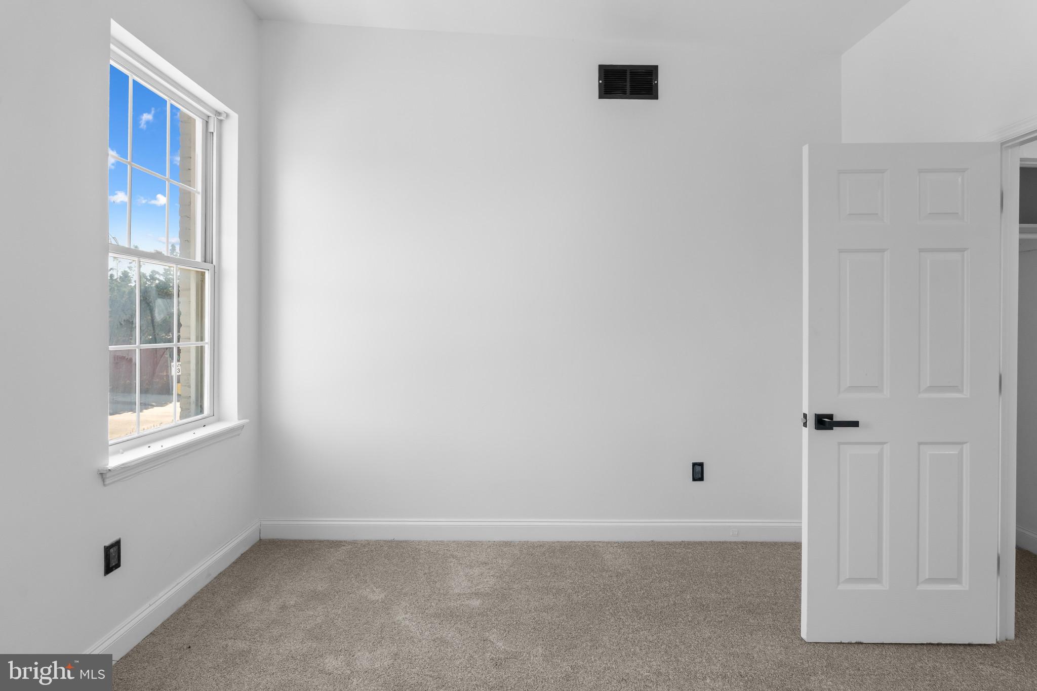 SANDTOWN-WINCHESTER - Residential