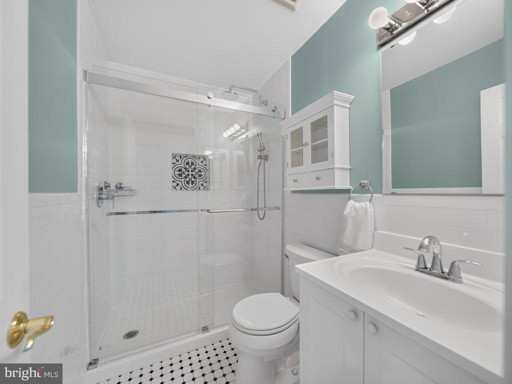MONTGOMERY VILLAGE - Residential