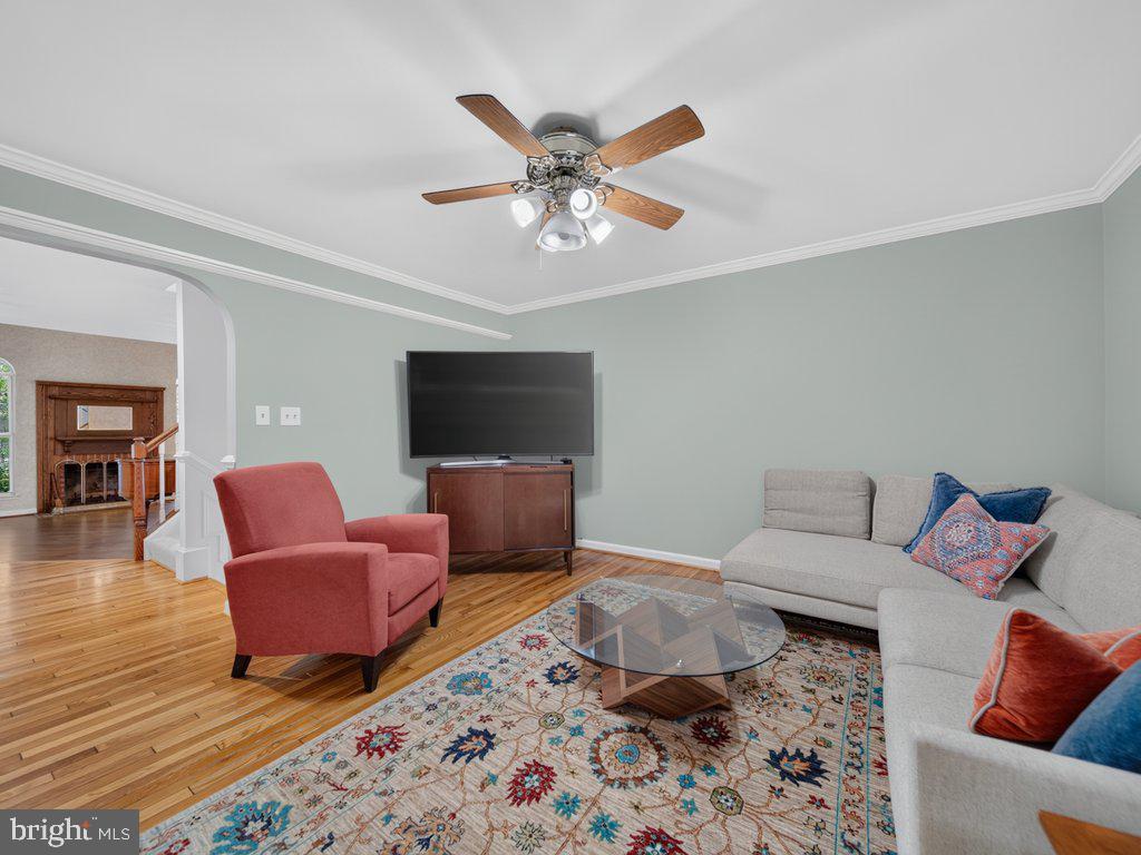 MONTGOMERY VILLAGE - Residential
