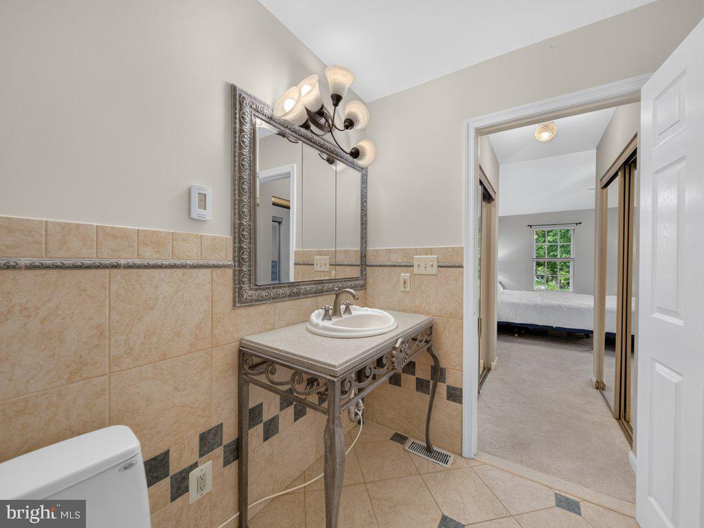 MONTGOMERY VILLAGE - Residential