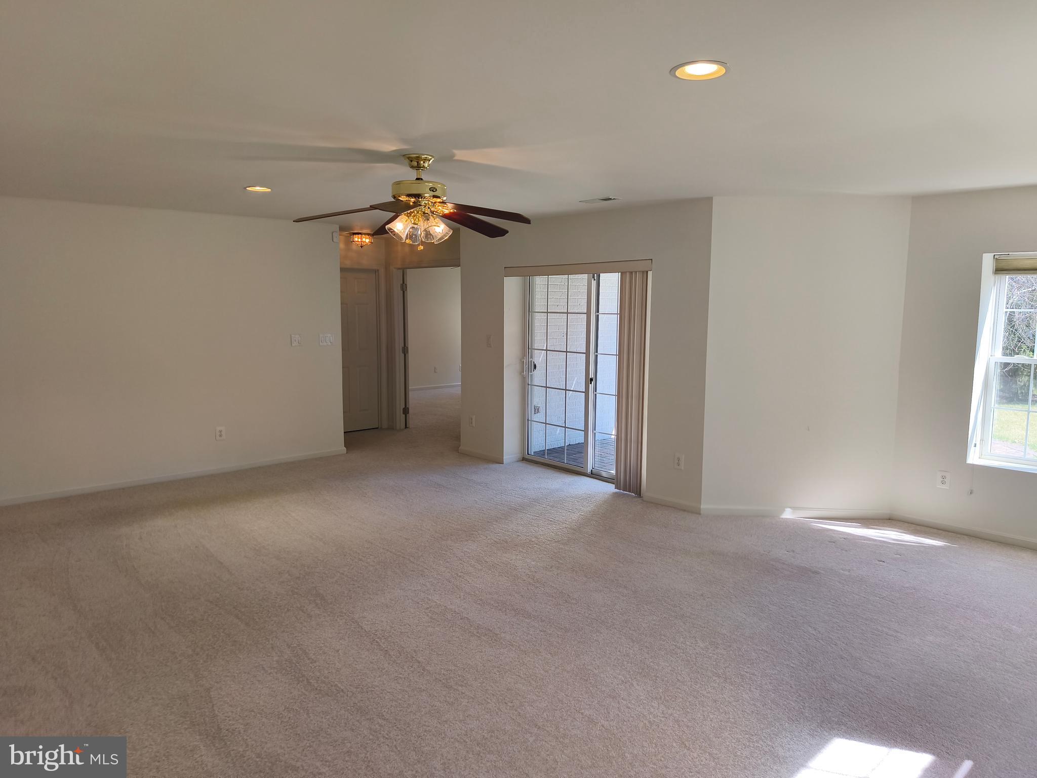 HERITAGE HUNT - Residential Lease