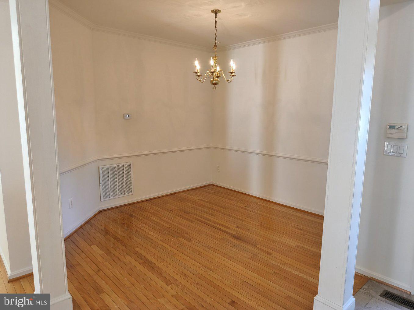 HERITAGE HUNT - Residential Lease
