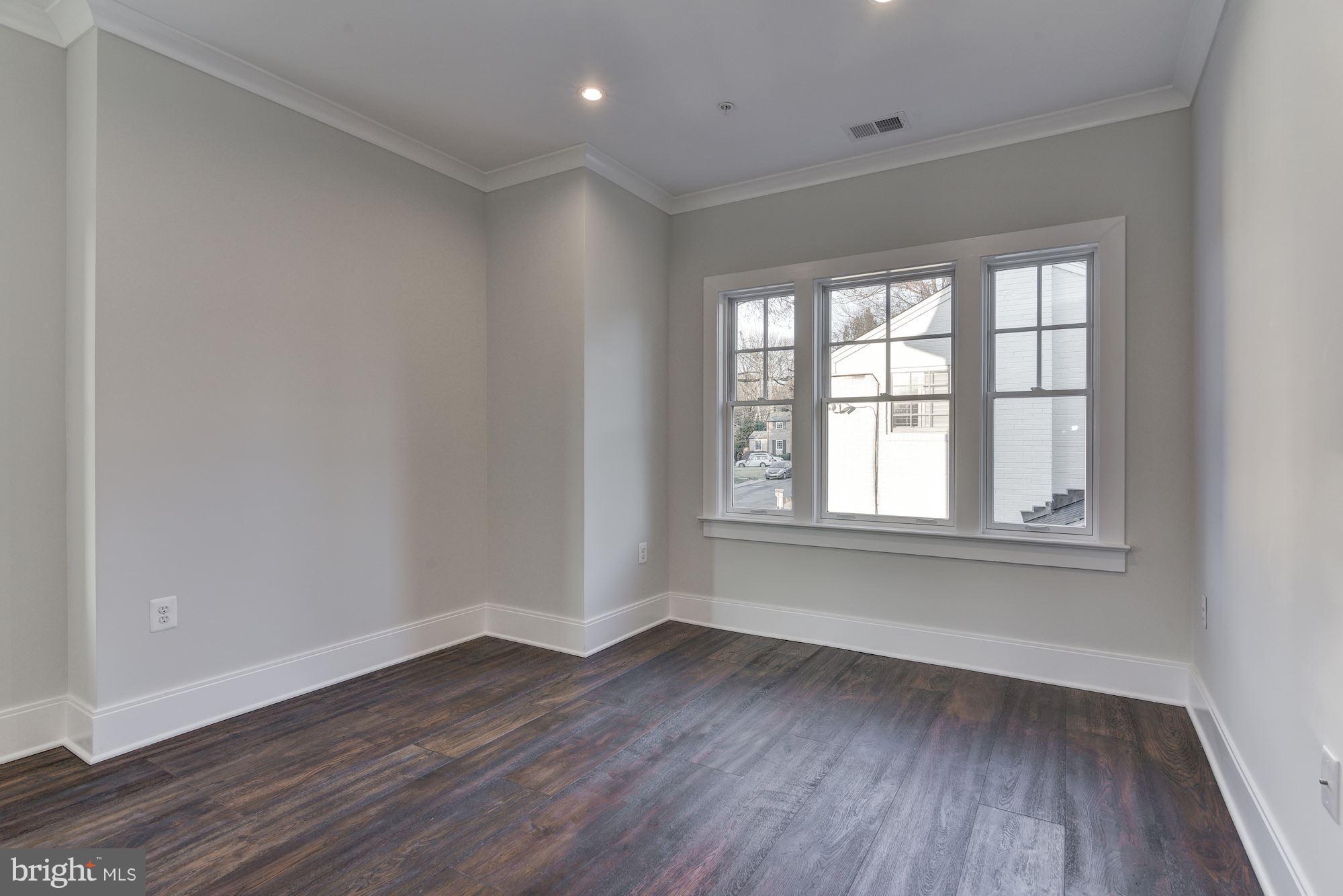 GREENACRES - Residential