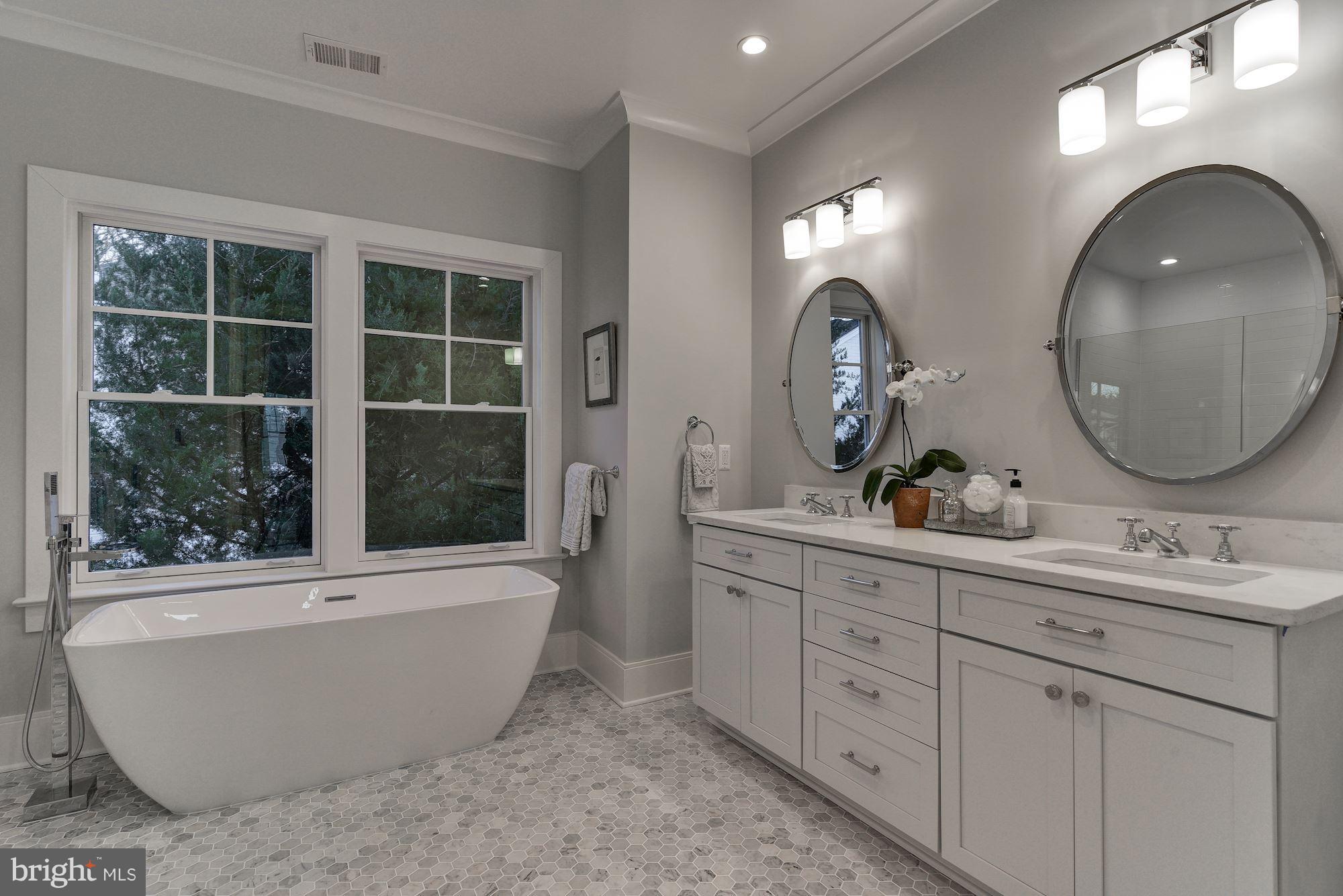 GREENACRES - Residential