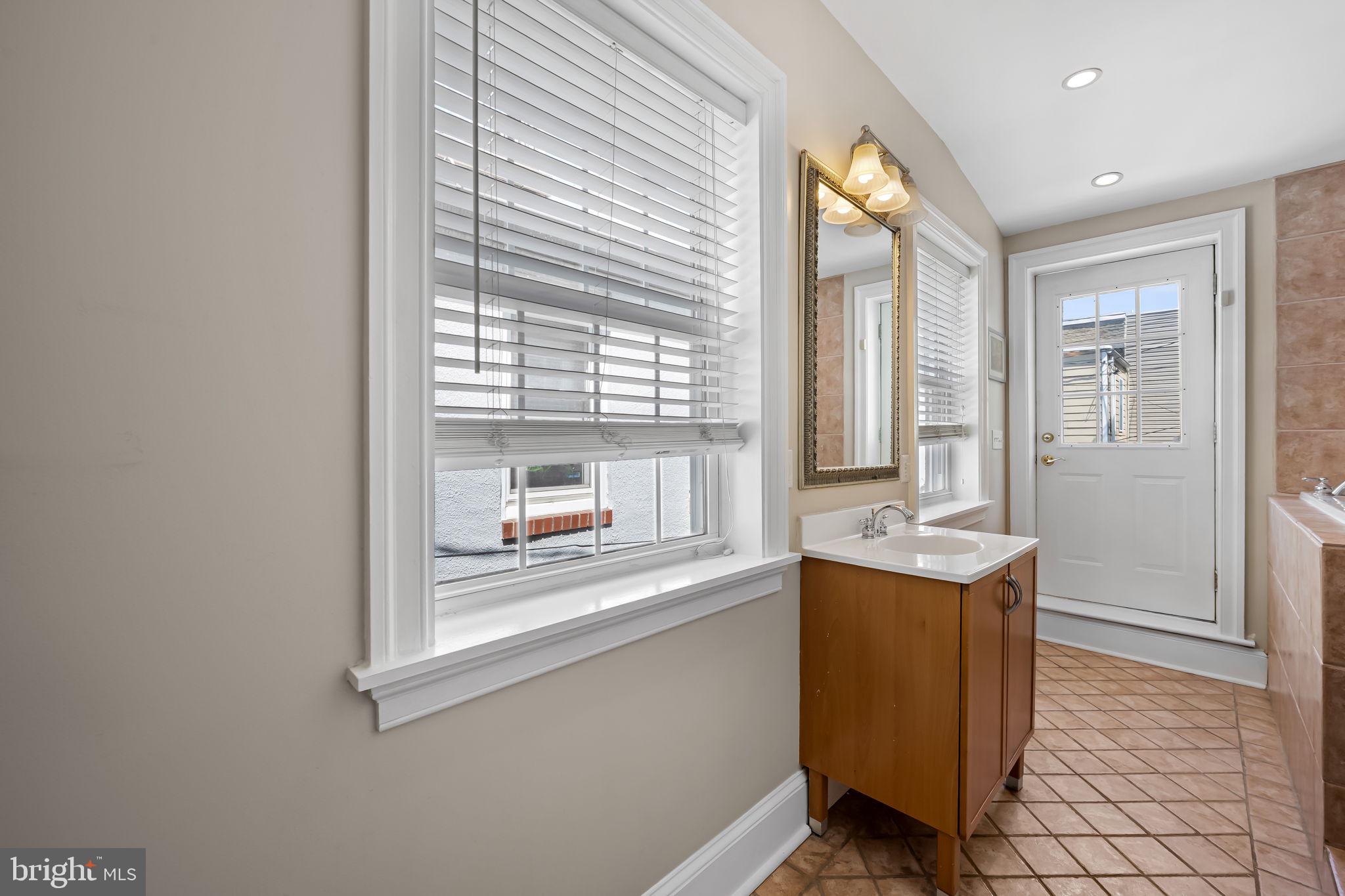 UPPER FELLS POINT - Residential