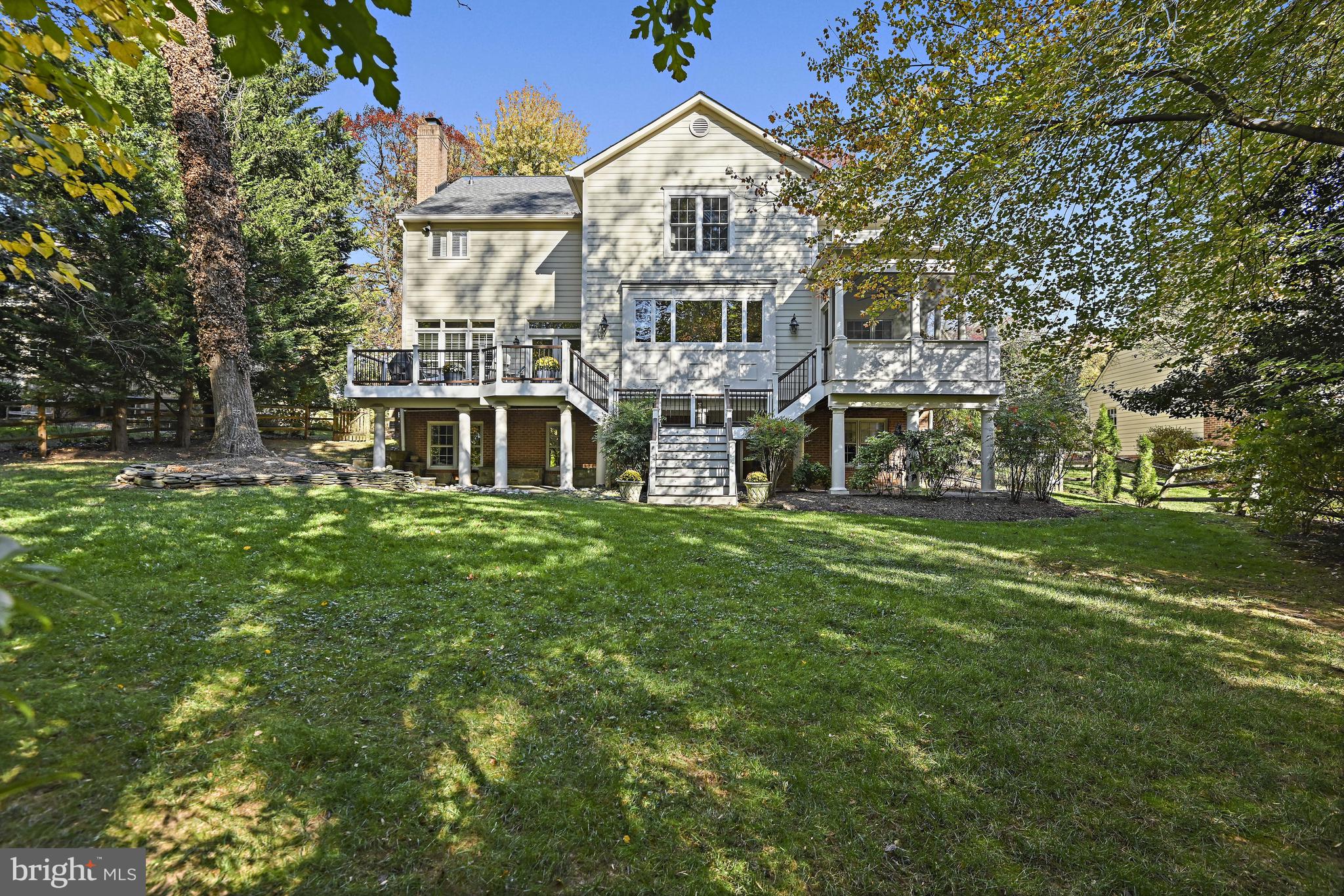 RESTON - Residential