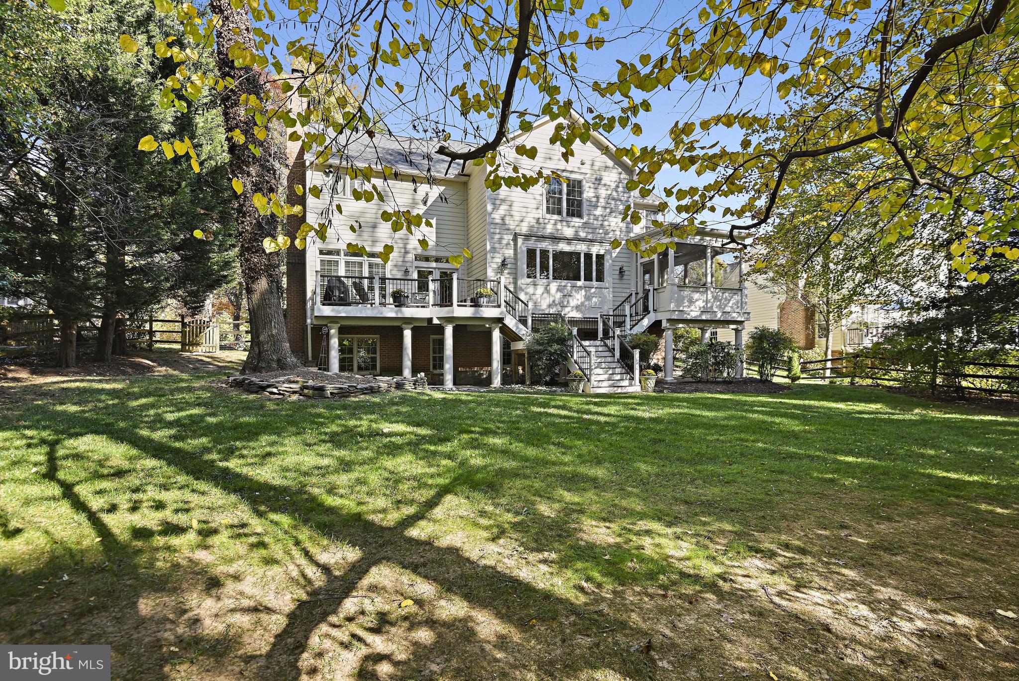 RESTON - Residential