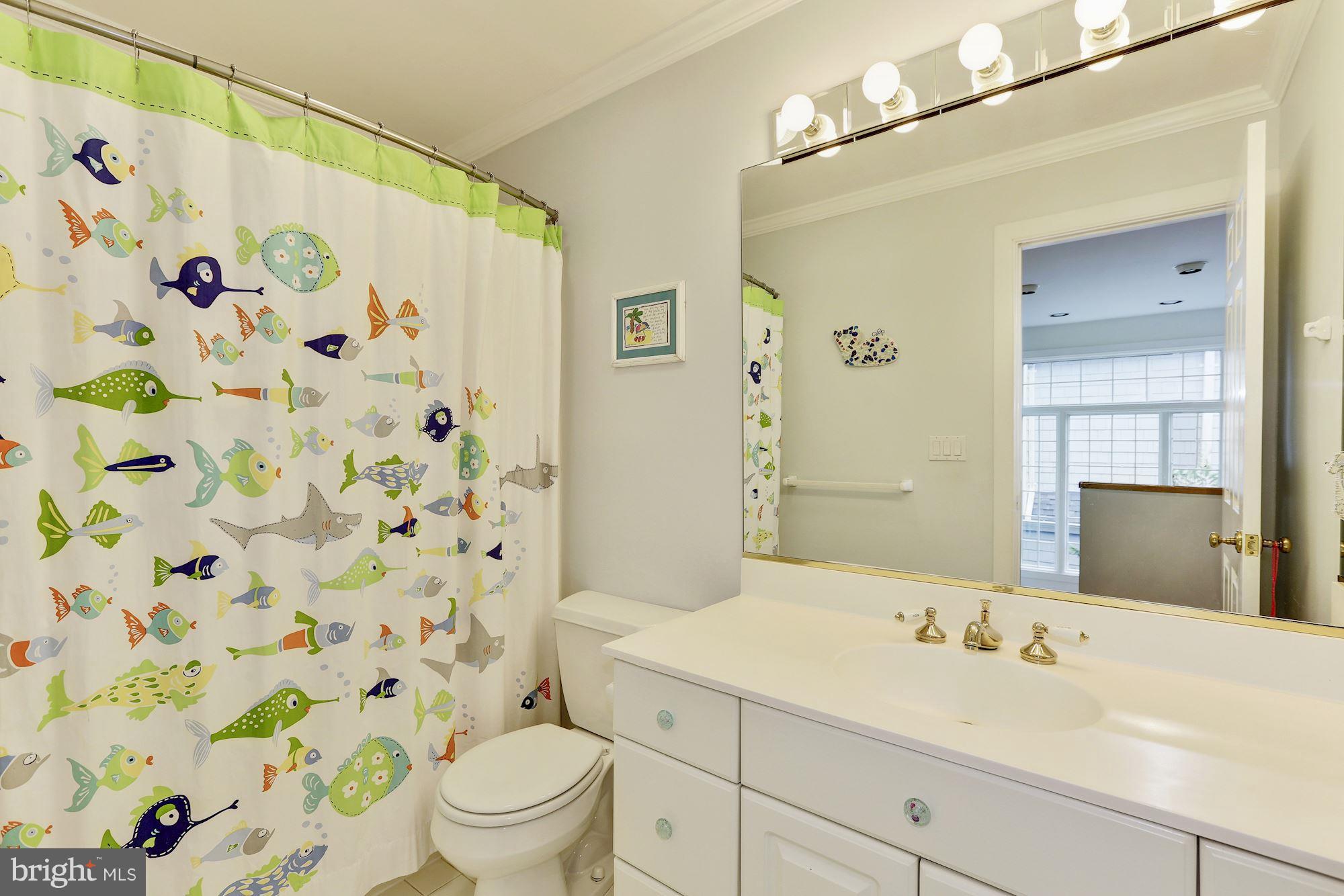 EASTPORT - Residential
