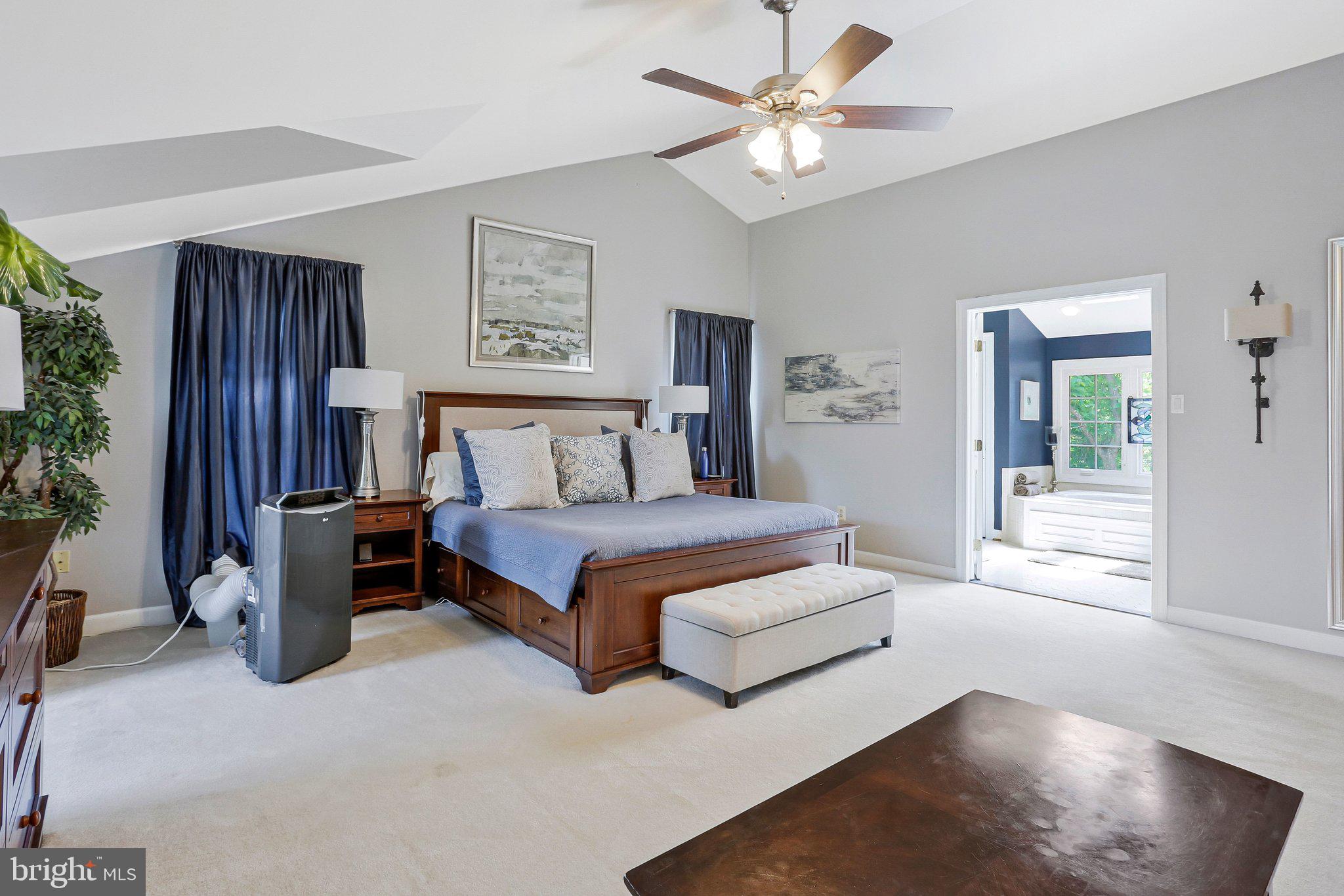 STONEBRIDGE - Residential