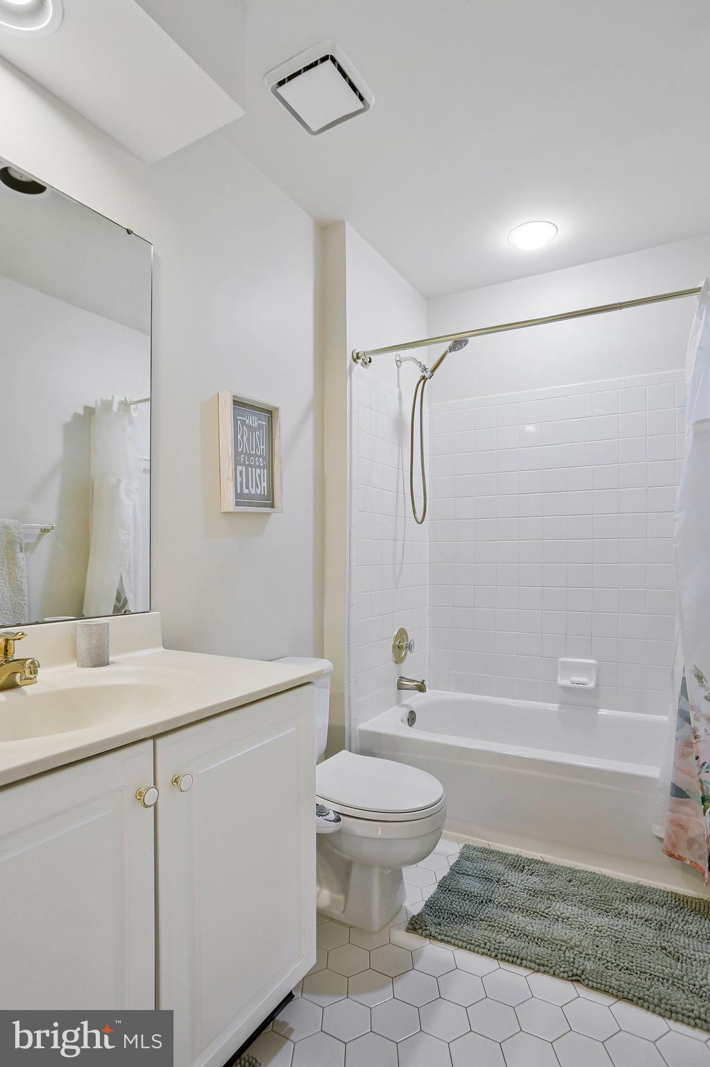 STONEBRIDGE - Residential