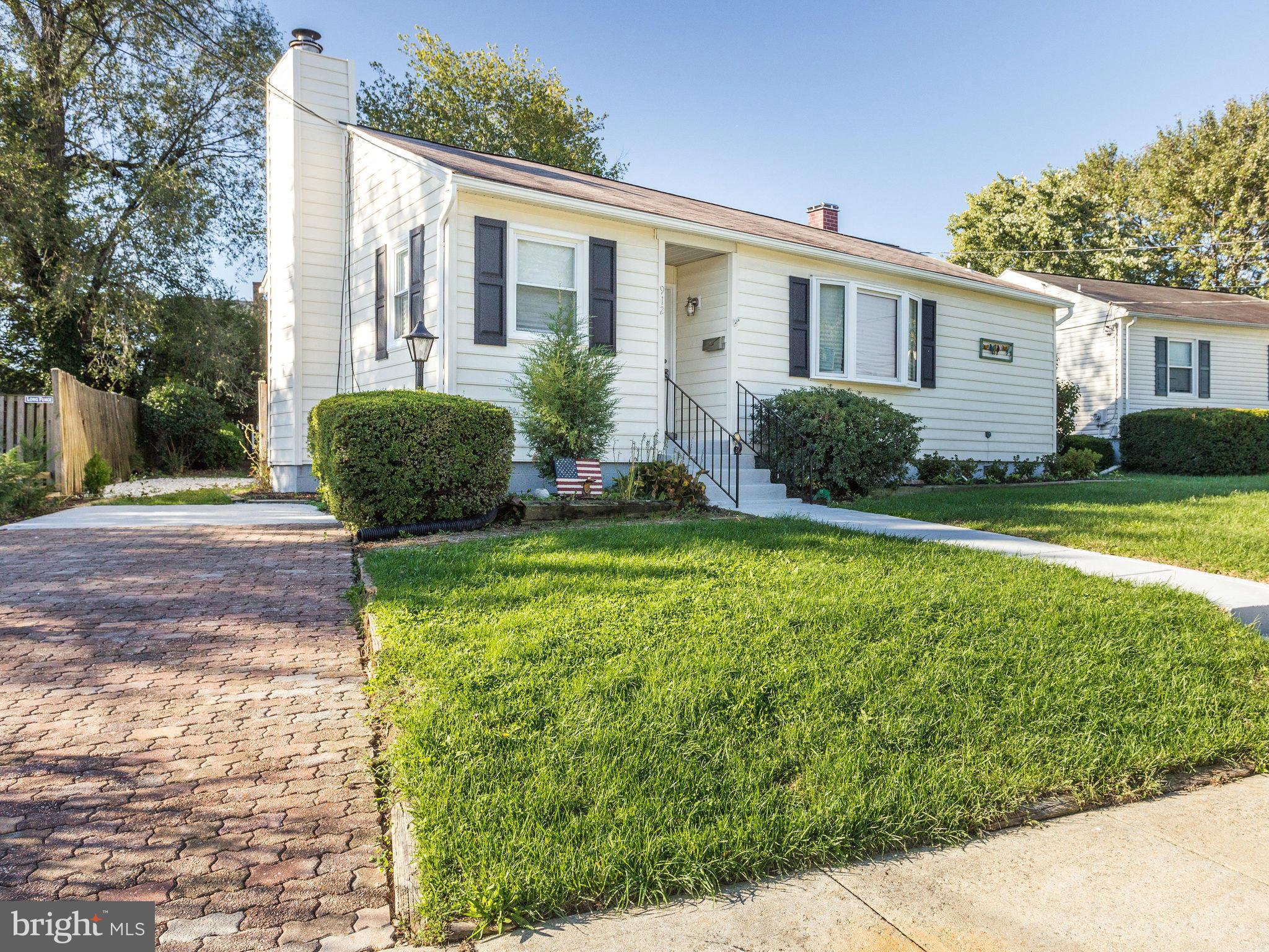 LAUREL GARDENS - Residential