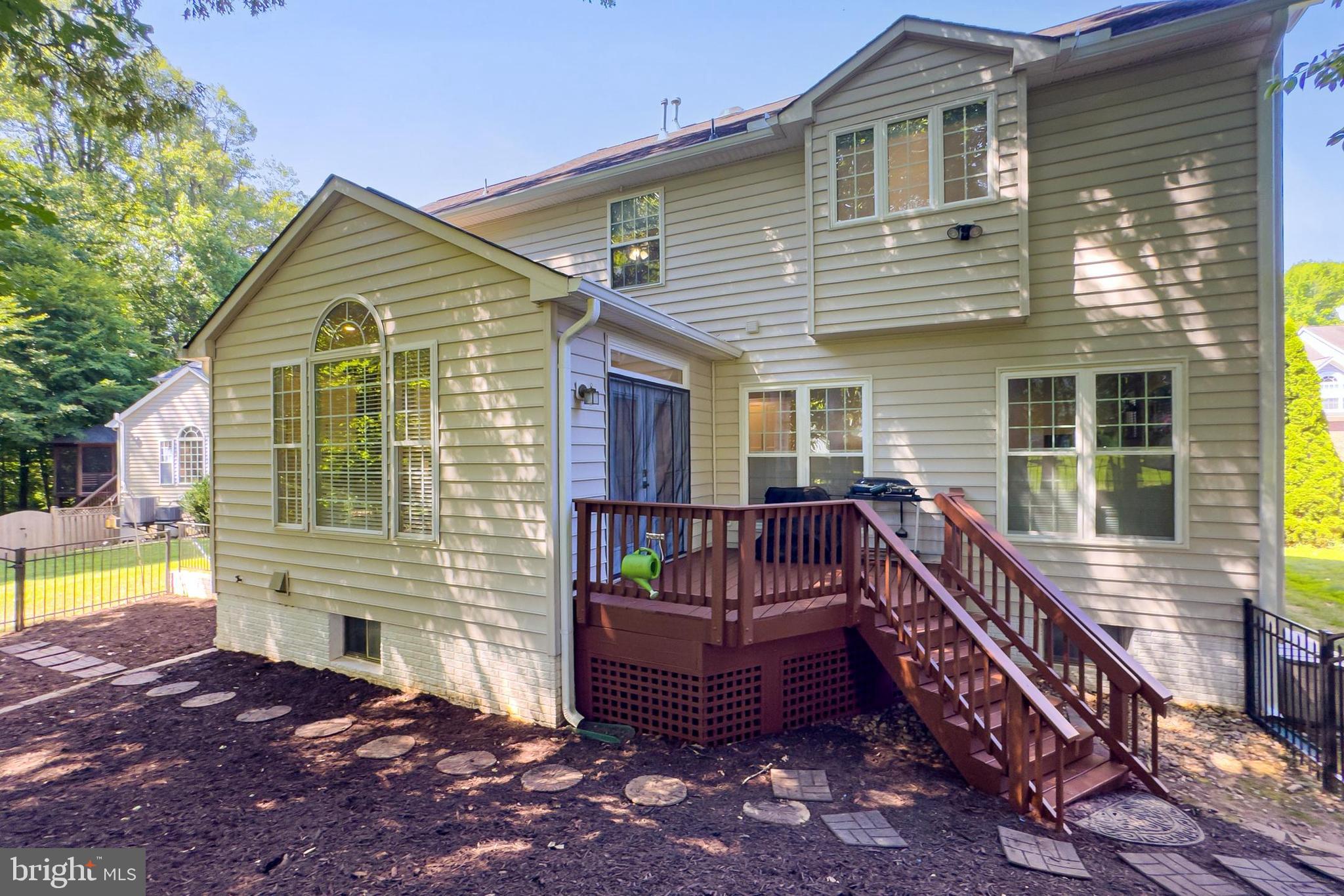 CARDINAL HILL - Residential