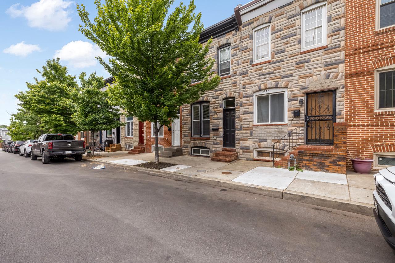 HIGHLANDTOWN - Residential