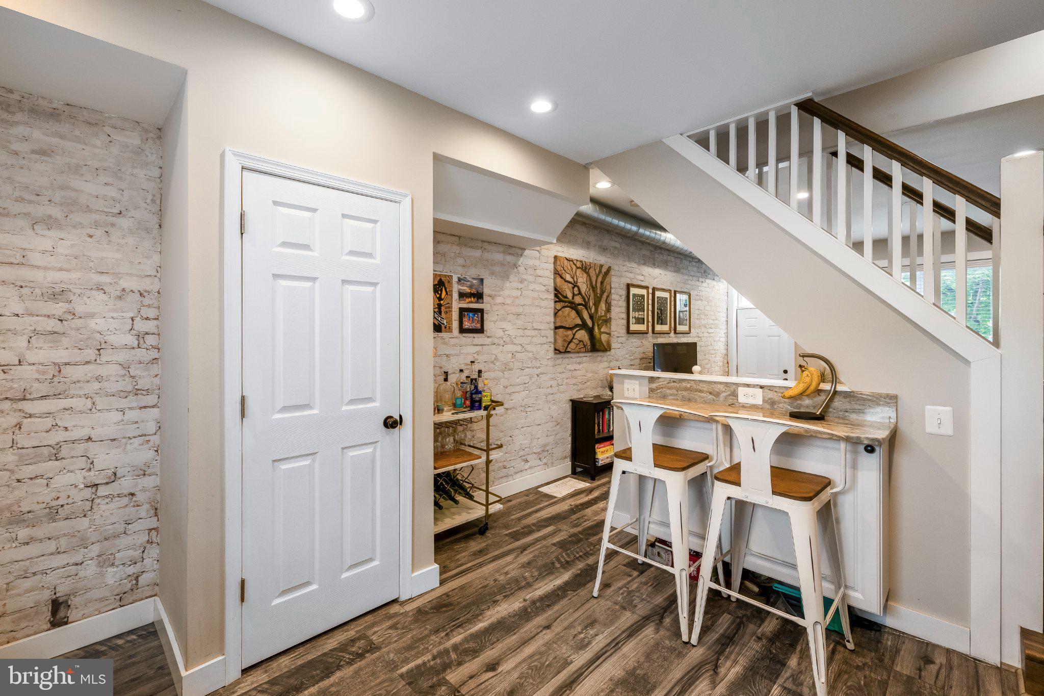 HIGHLANDTOWN - Residential