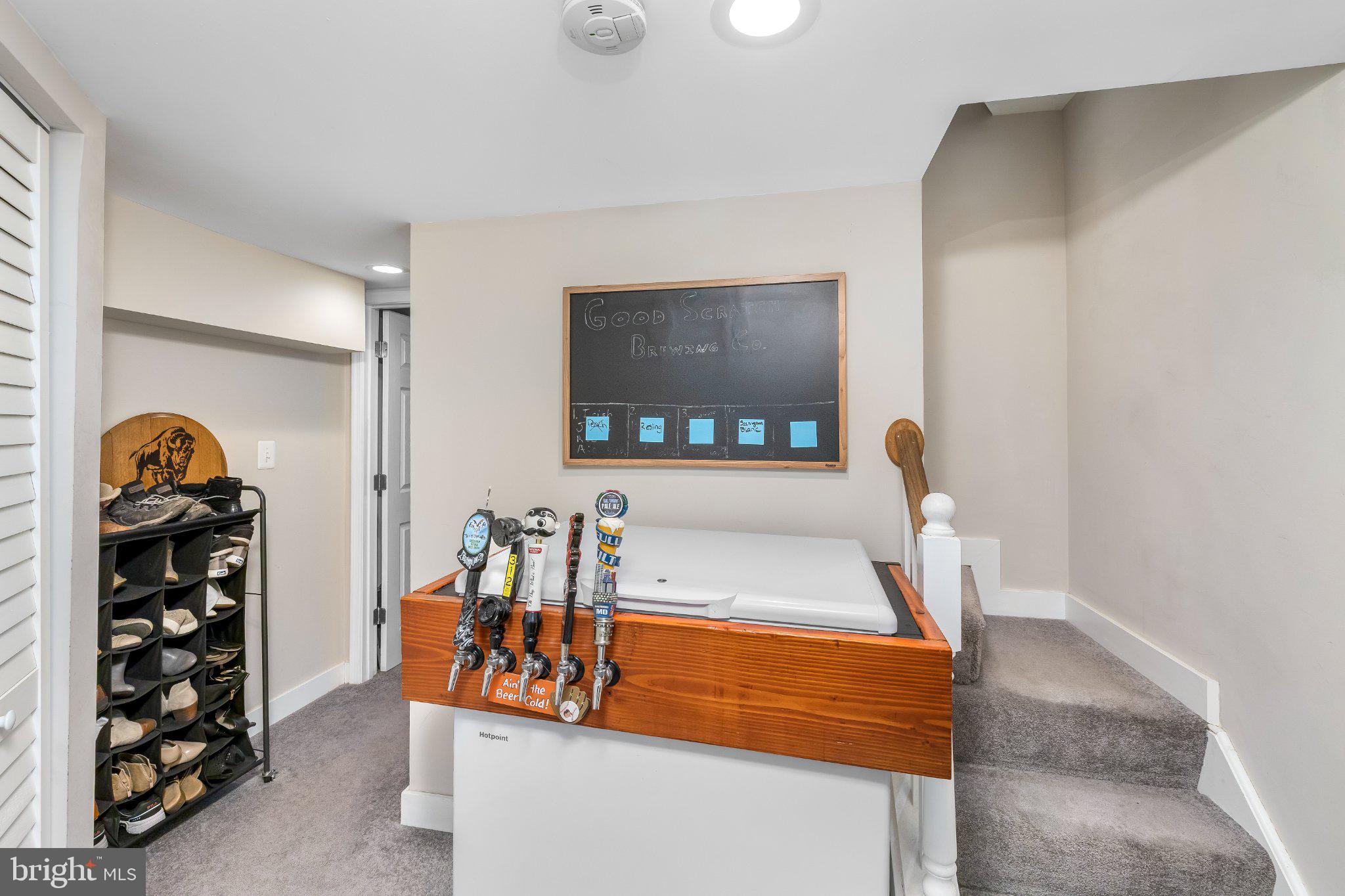 HIGHLANDTOWN - Residential