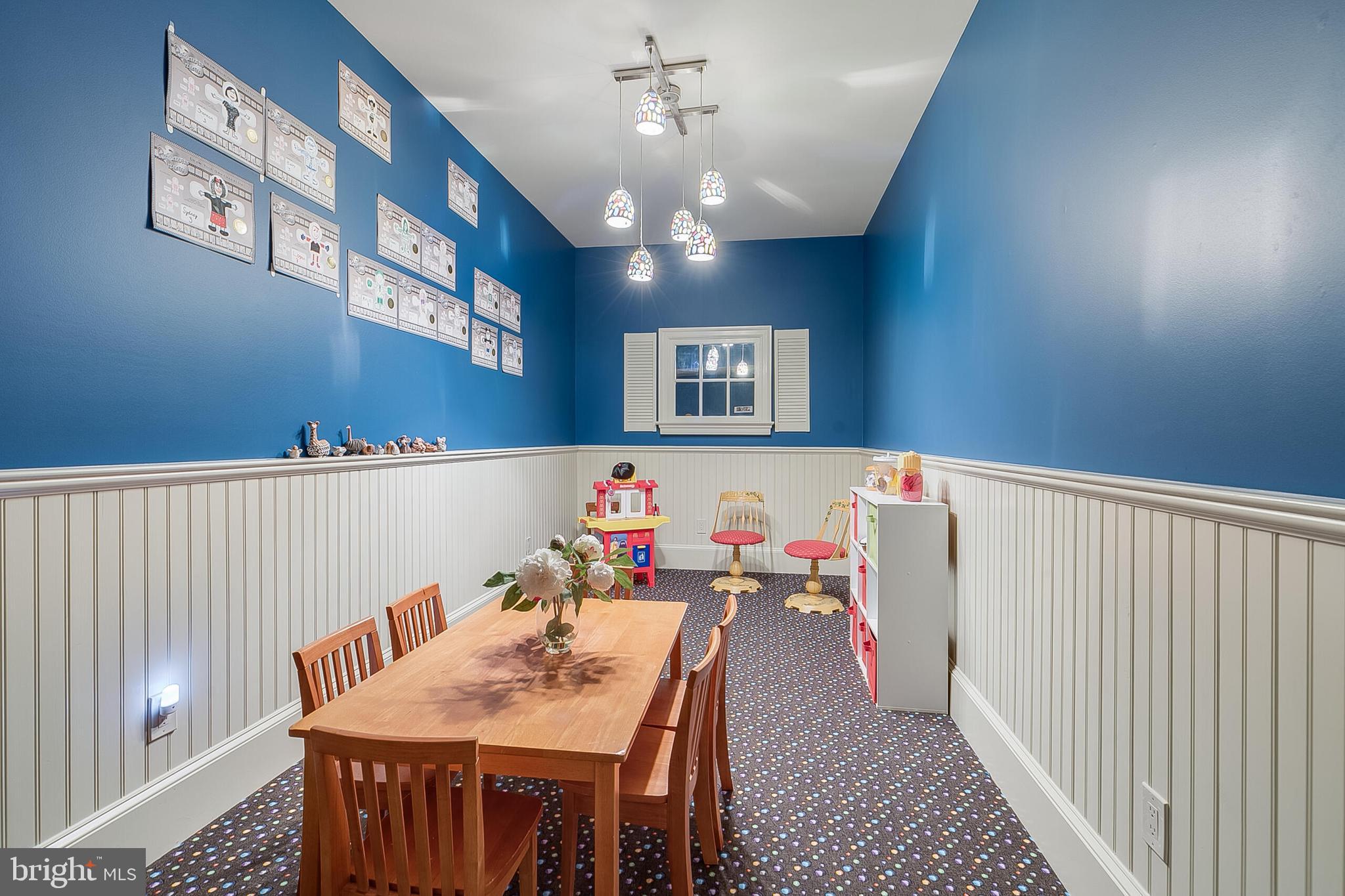 CREIGHTON FARMS - Residential