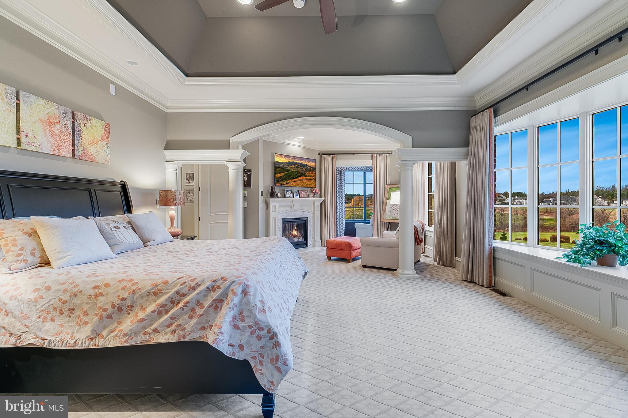 CREIGHTON FARMS - Residential
