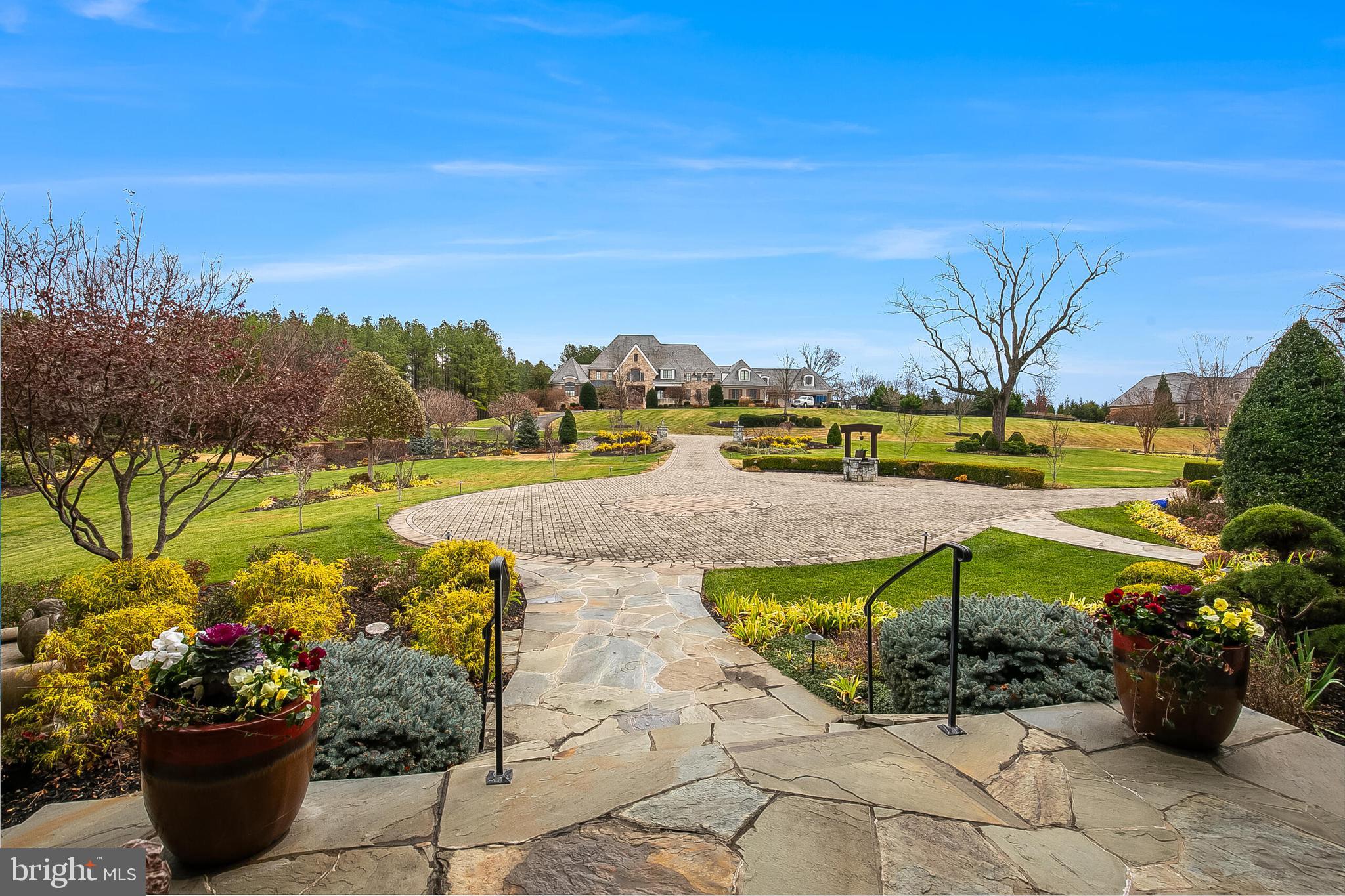 CREIGHTON FARMS - Residential
