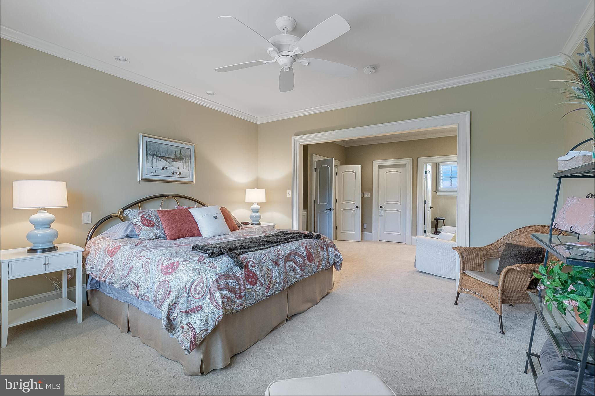 CREIGHTON FARMS - Residential