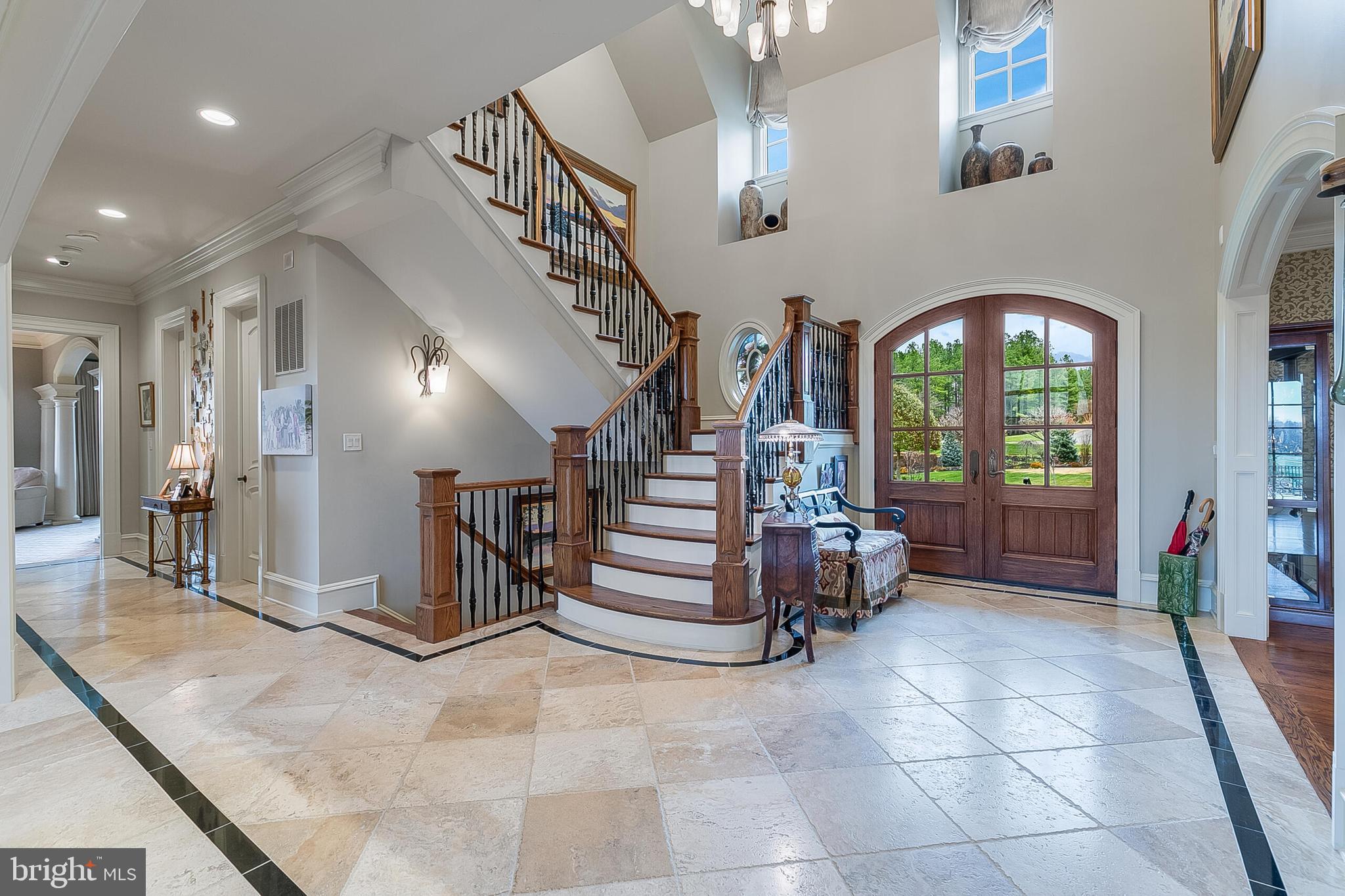 CREIGHTON FARMS - Residential