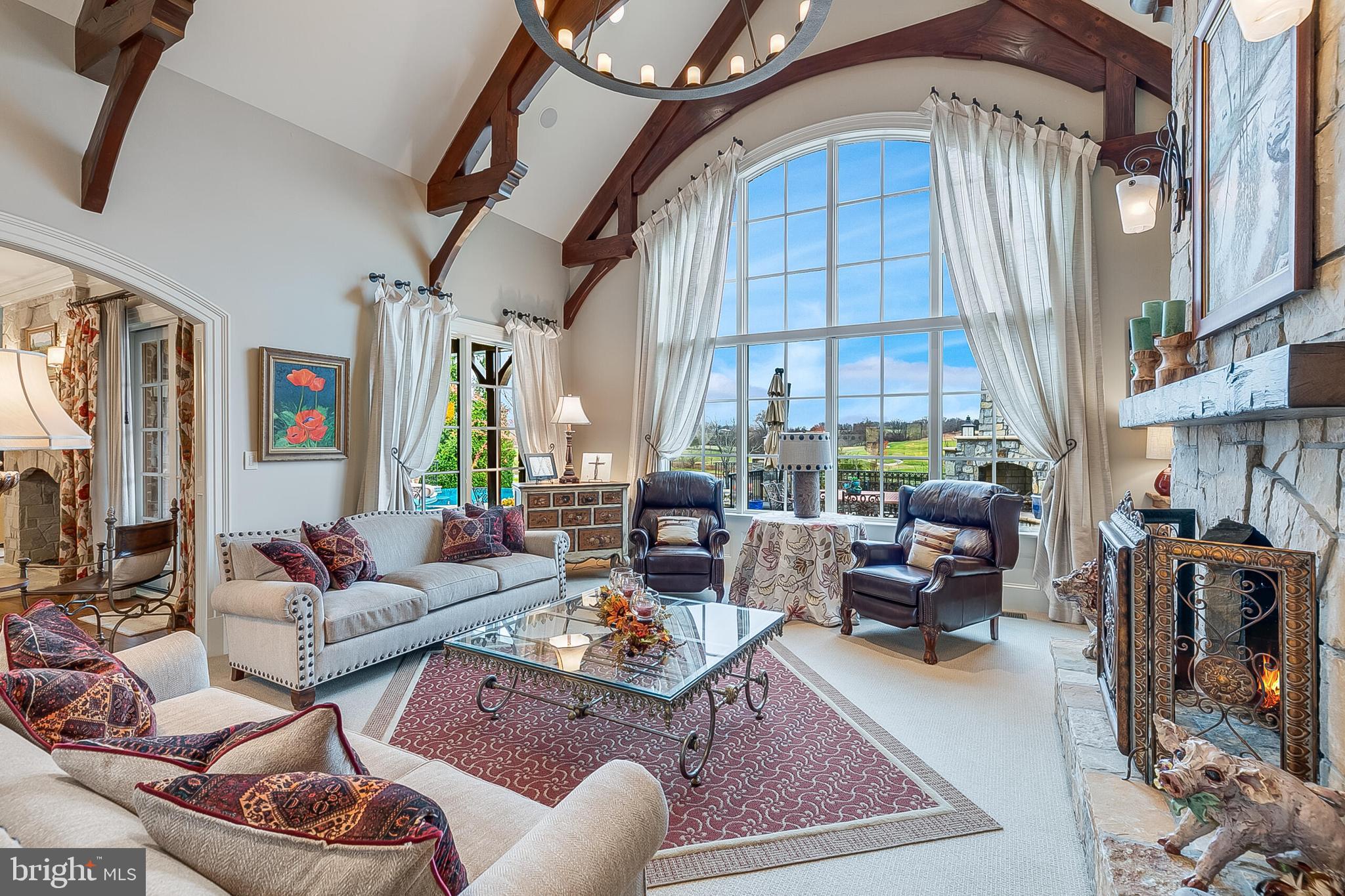 CREIGHTON FARMS - Residential