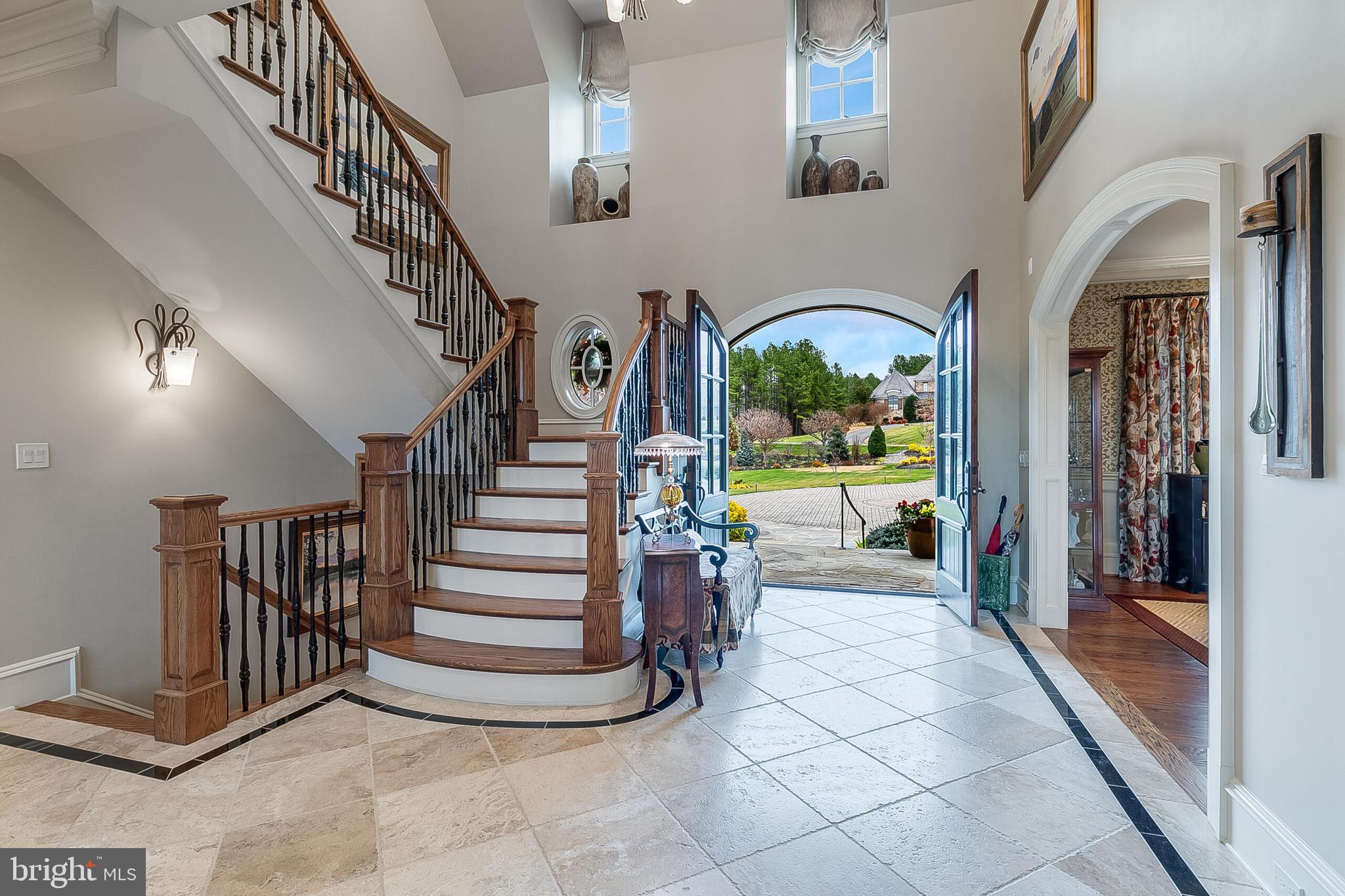 CREIGHTON FARMS - Residential