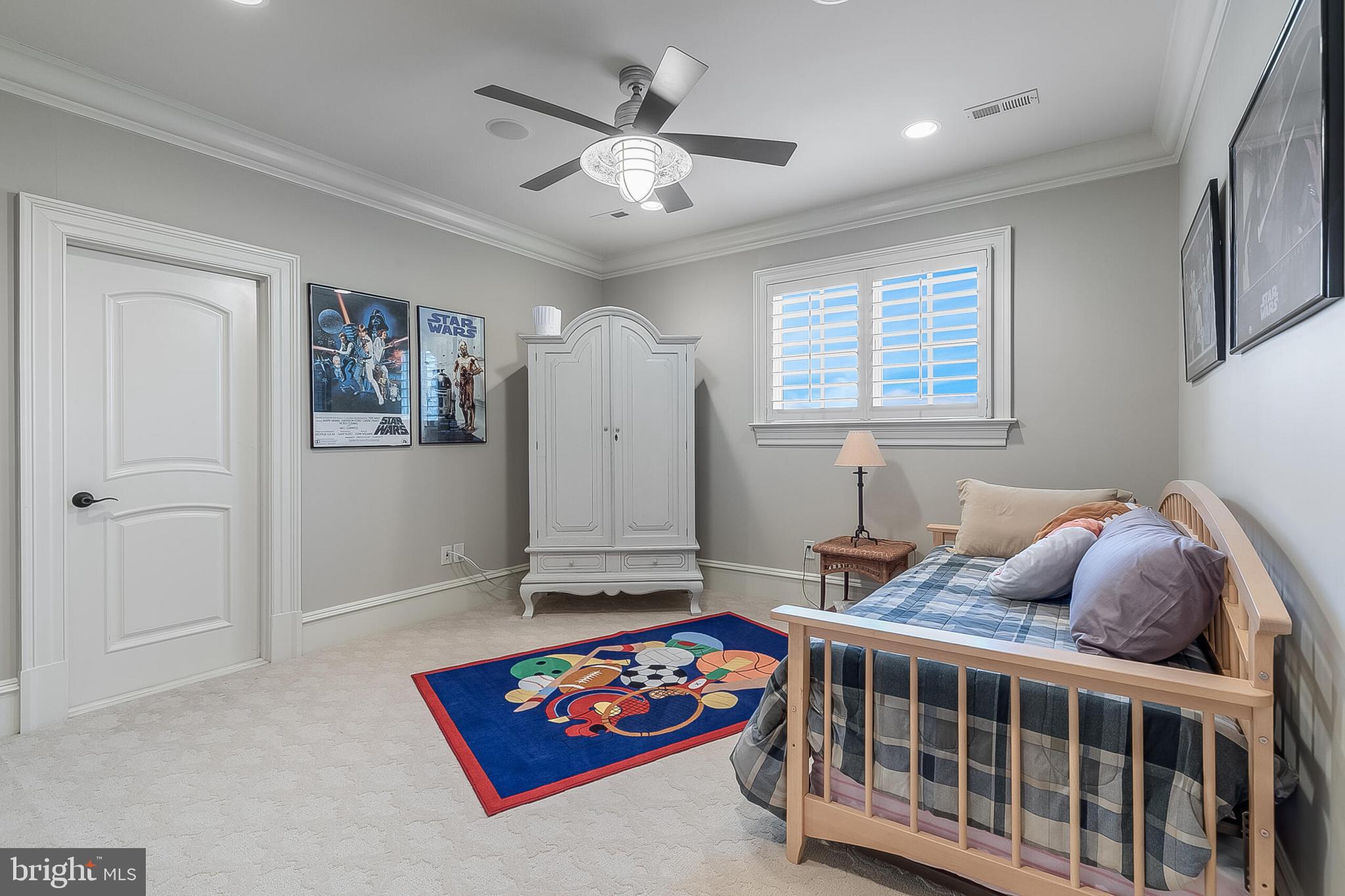 CREIGHTON FARMS - Residential