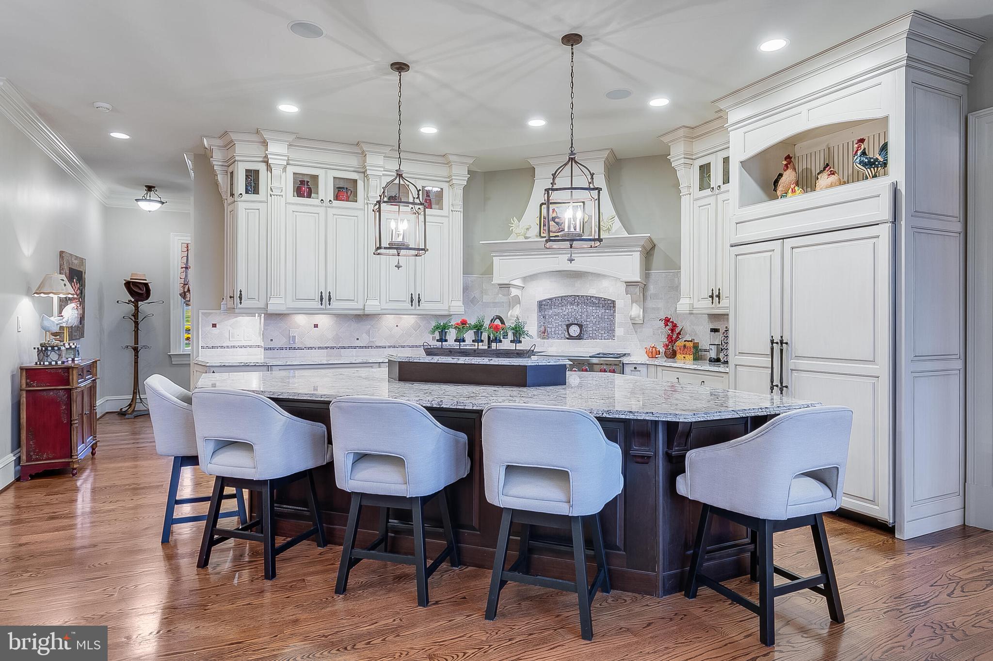 CREIGHTON FARMS - Residential