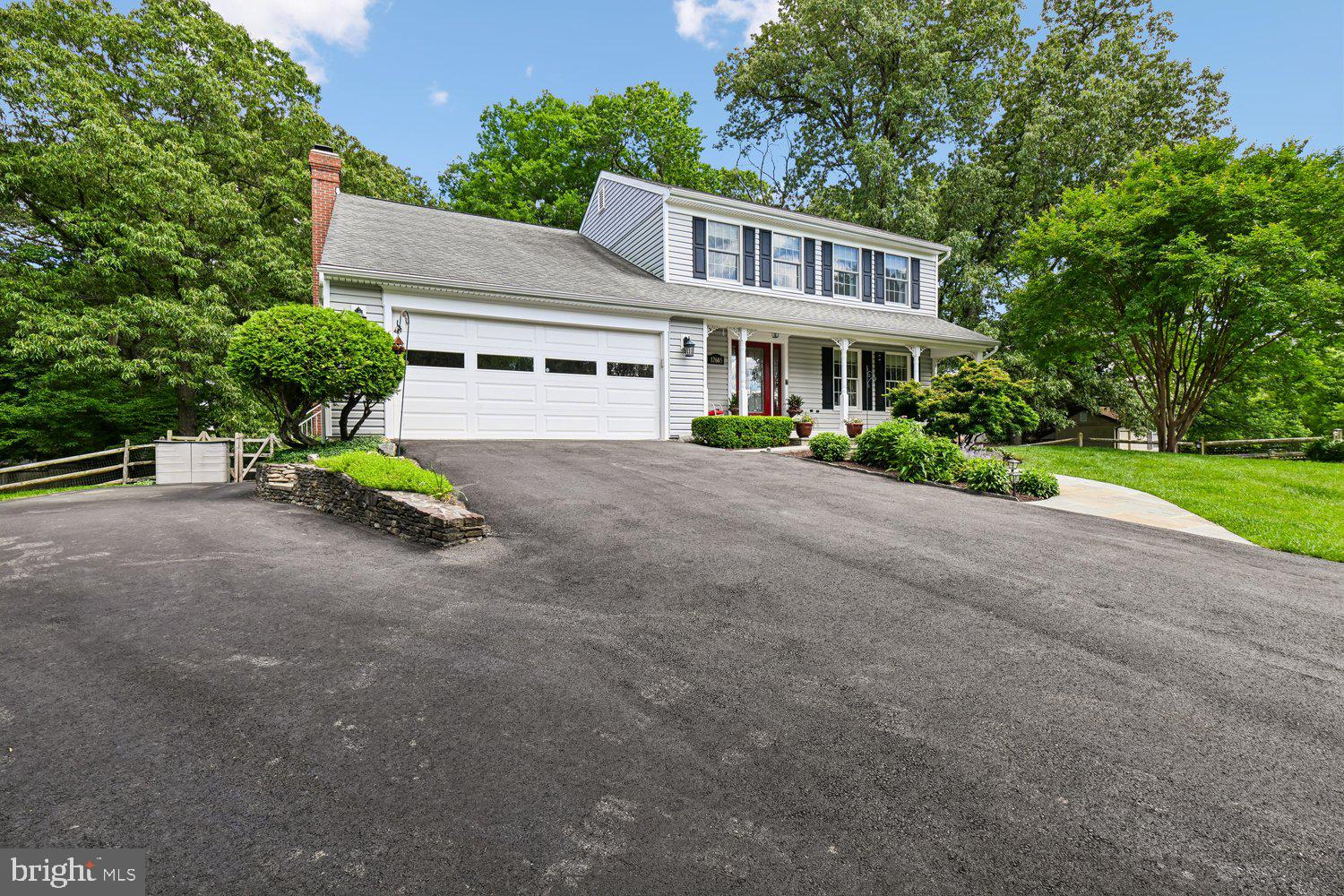 CALVERTON - Residential