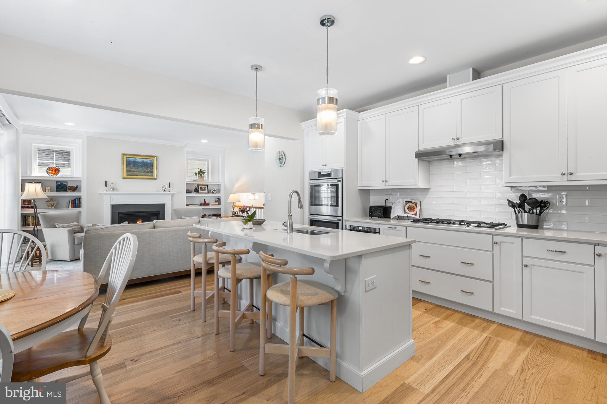 BERWYN VILLAGE - Residential