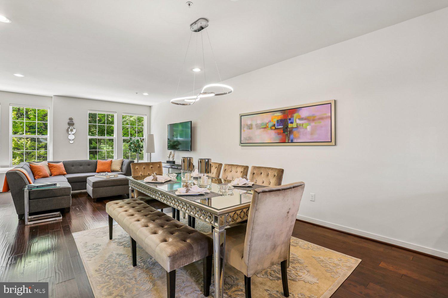 SUMMIT HALL RESERVE - Residential