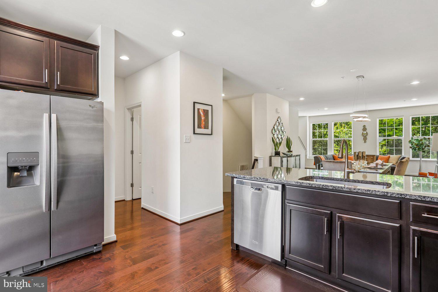 SUMMIT HALL RESERVE - Residential