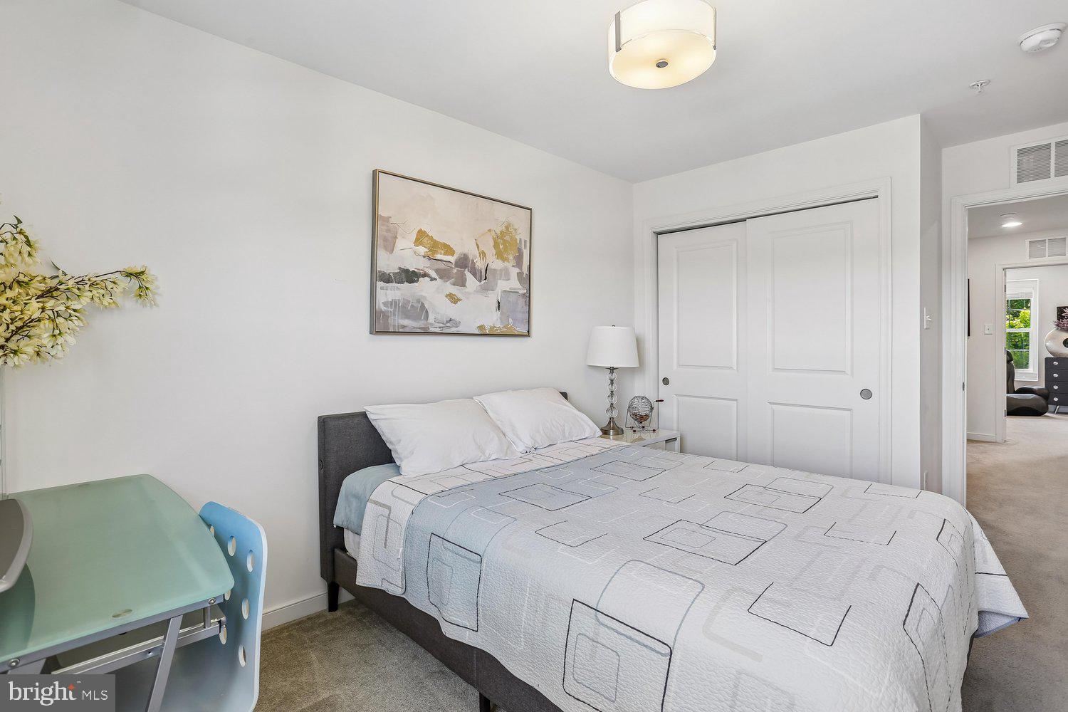 SUMMIT HALL RESERVE - Residential