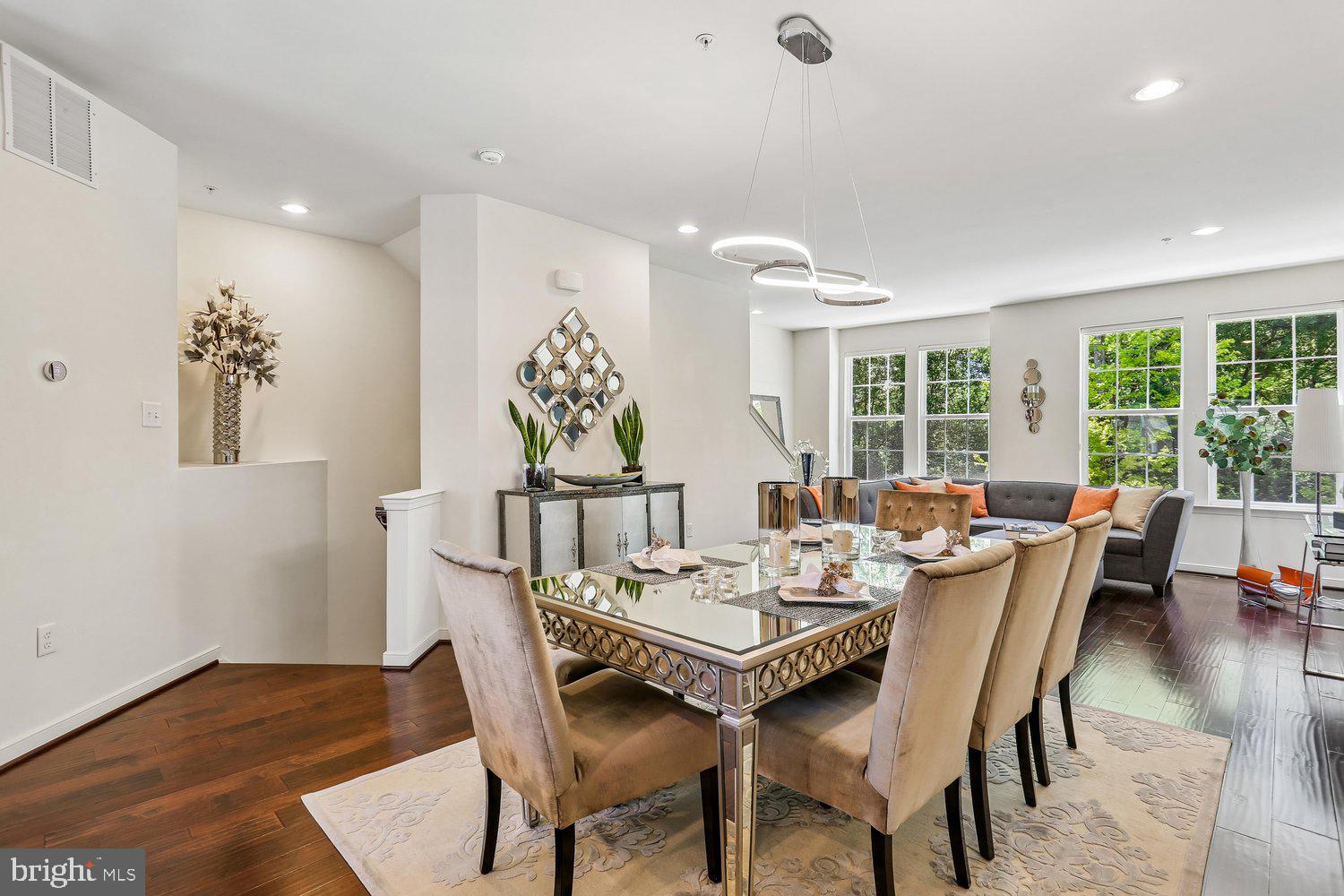 SUMMIT HALL RESERVE - Residential